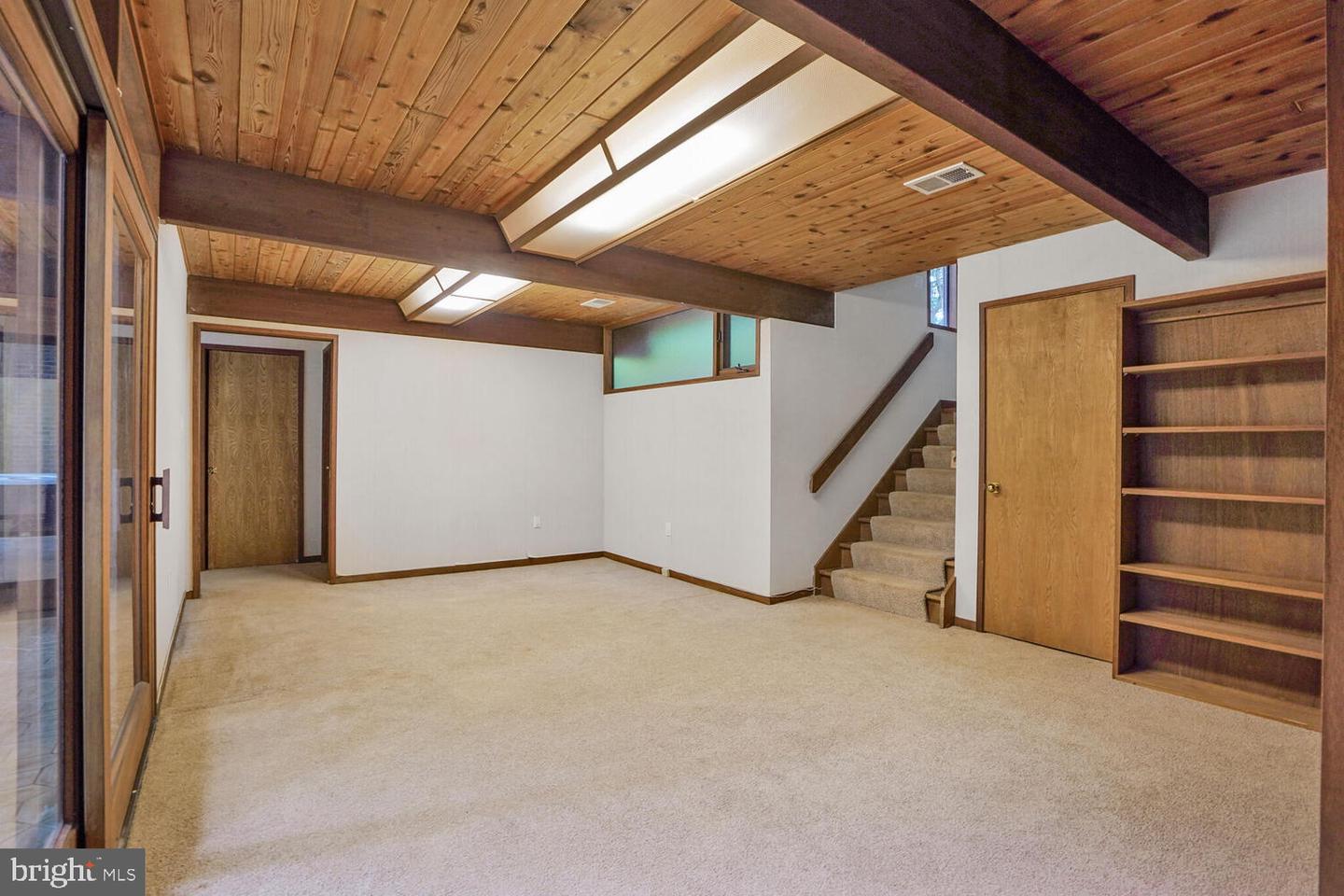 1017 Towlston Rd