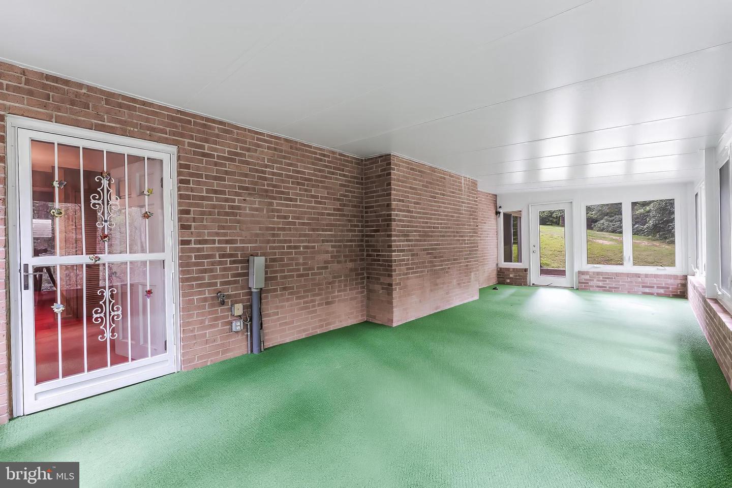 11115 Streamview Ct