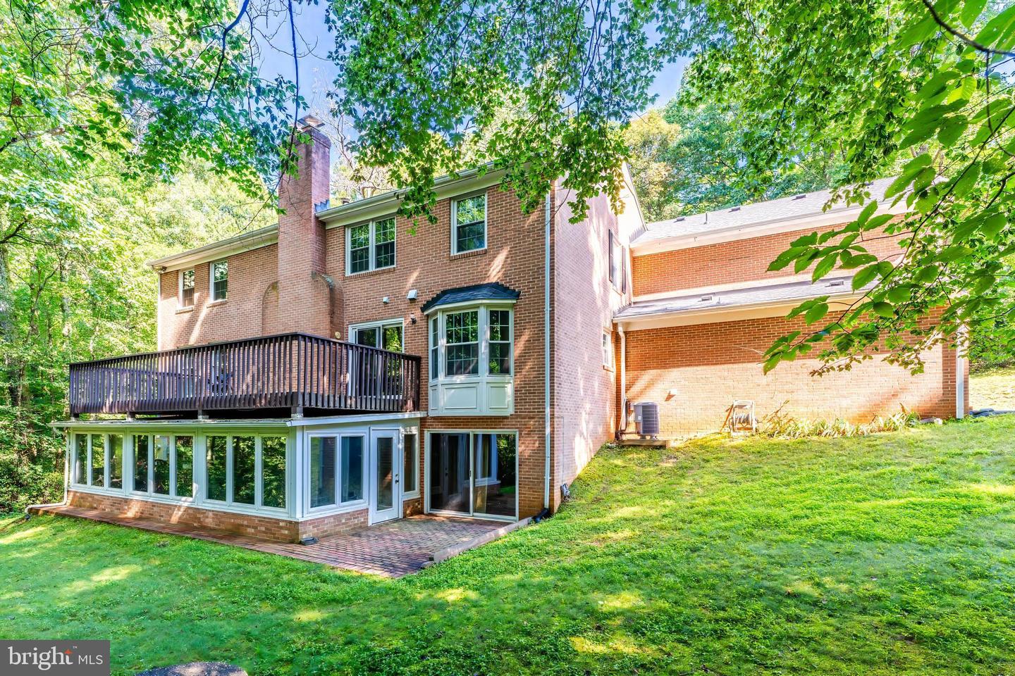11115 Streamview Ct