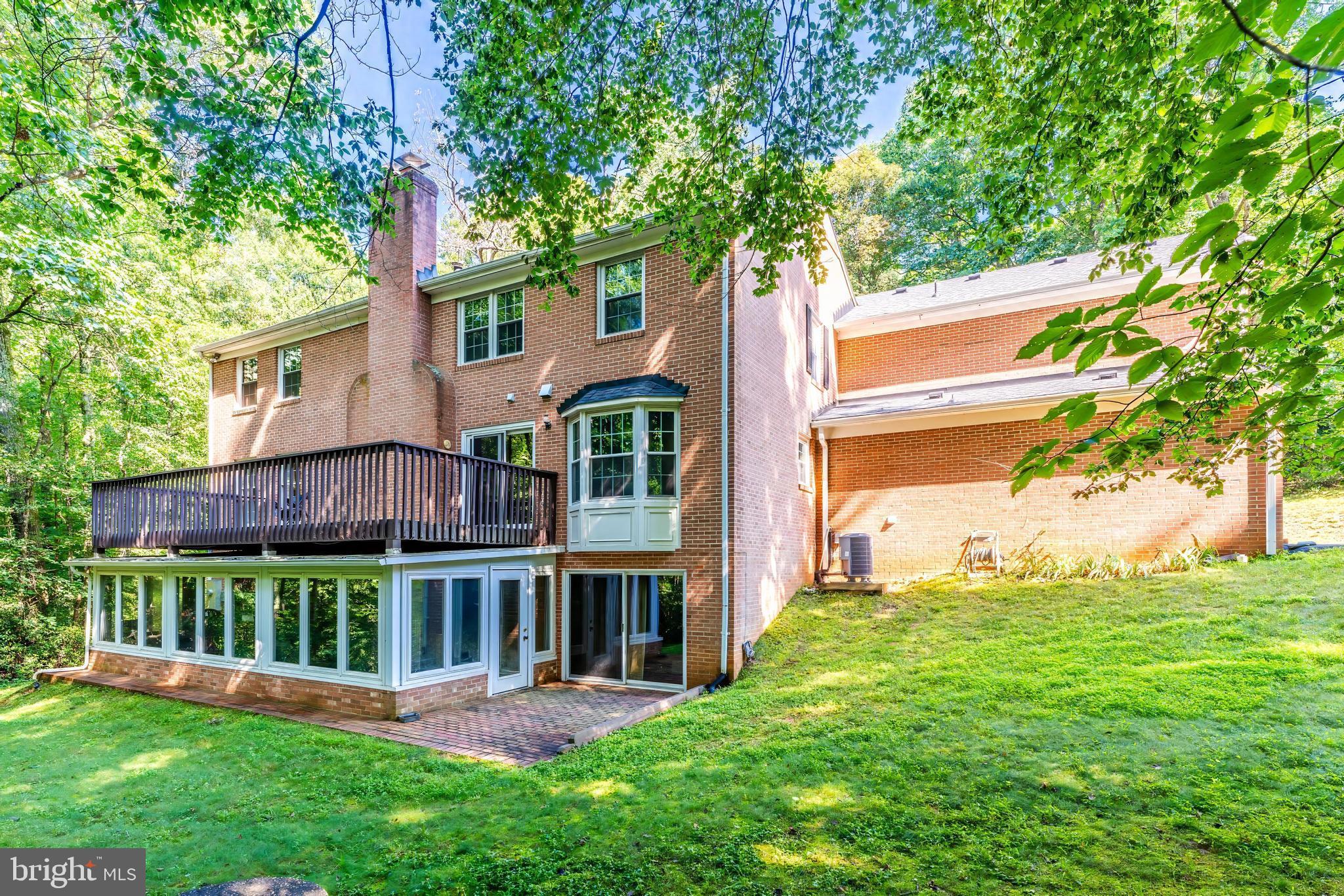 11115 Streamview Ct