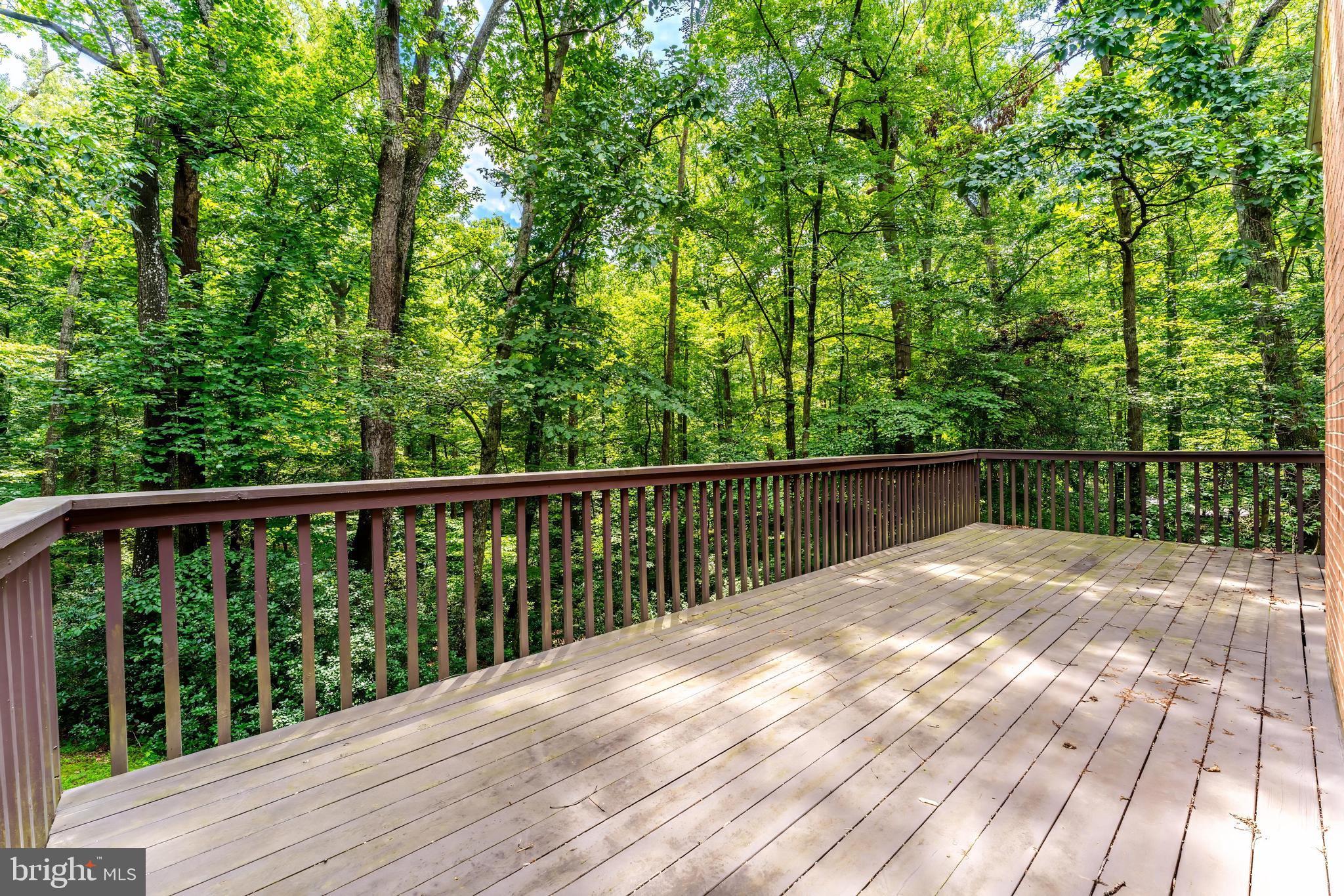 11115 Streamview Ct