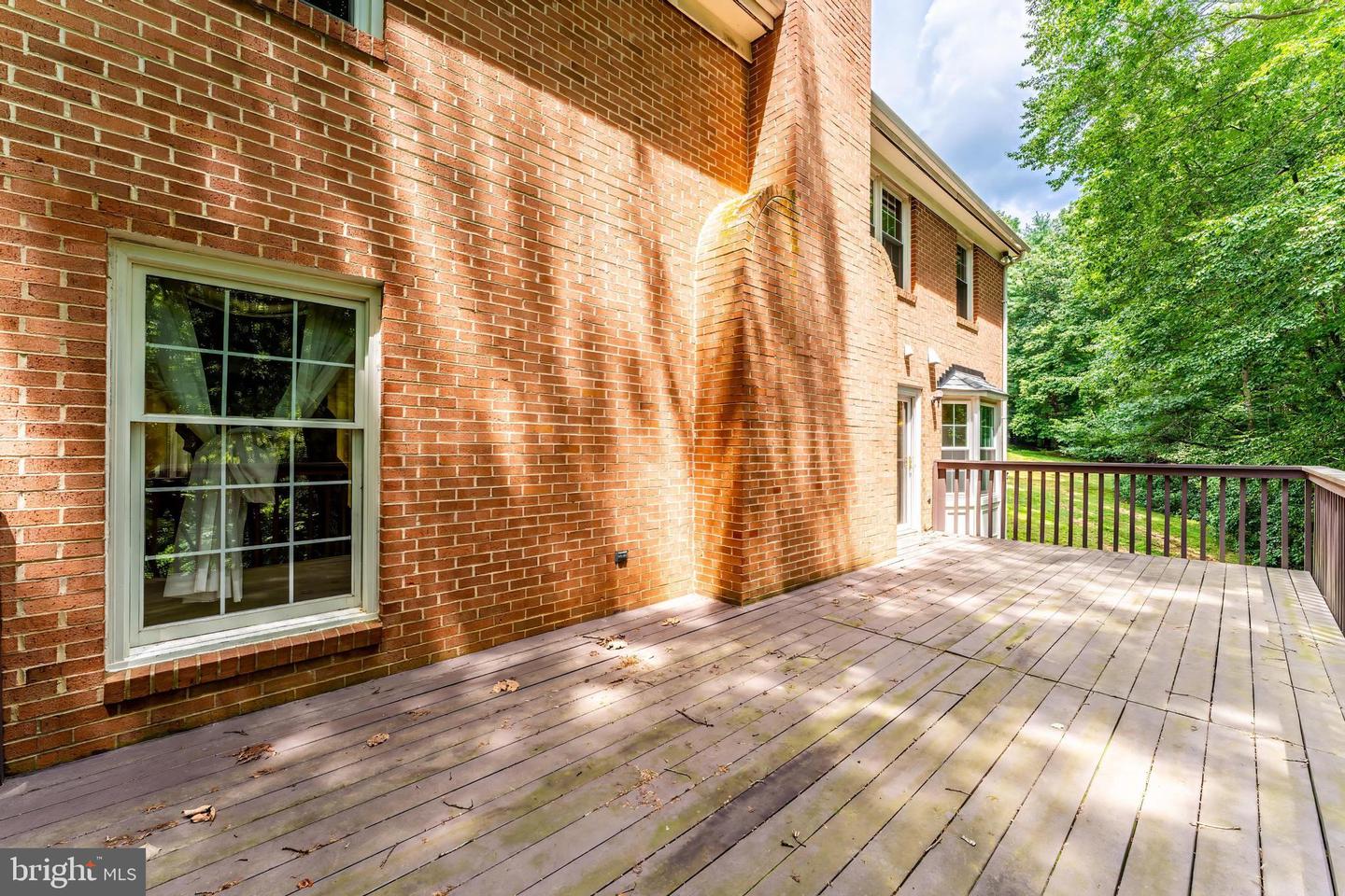 11115 Streamview Ct