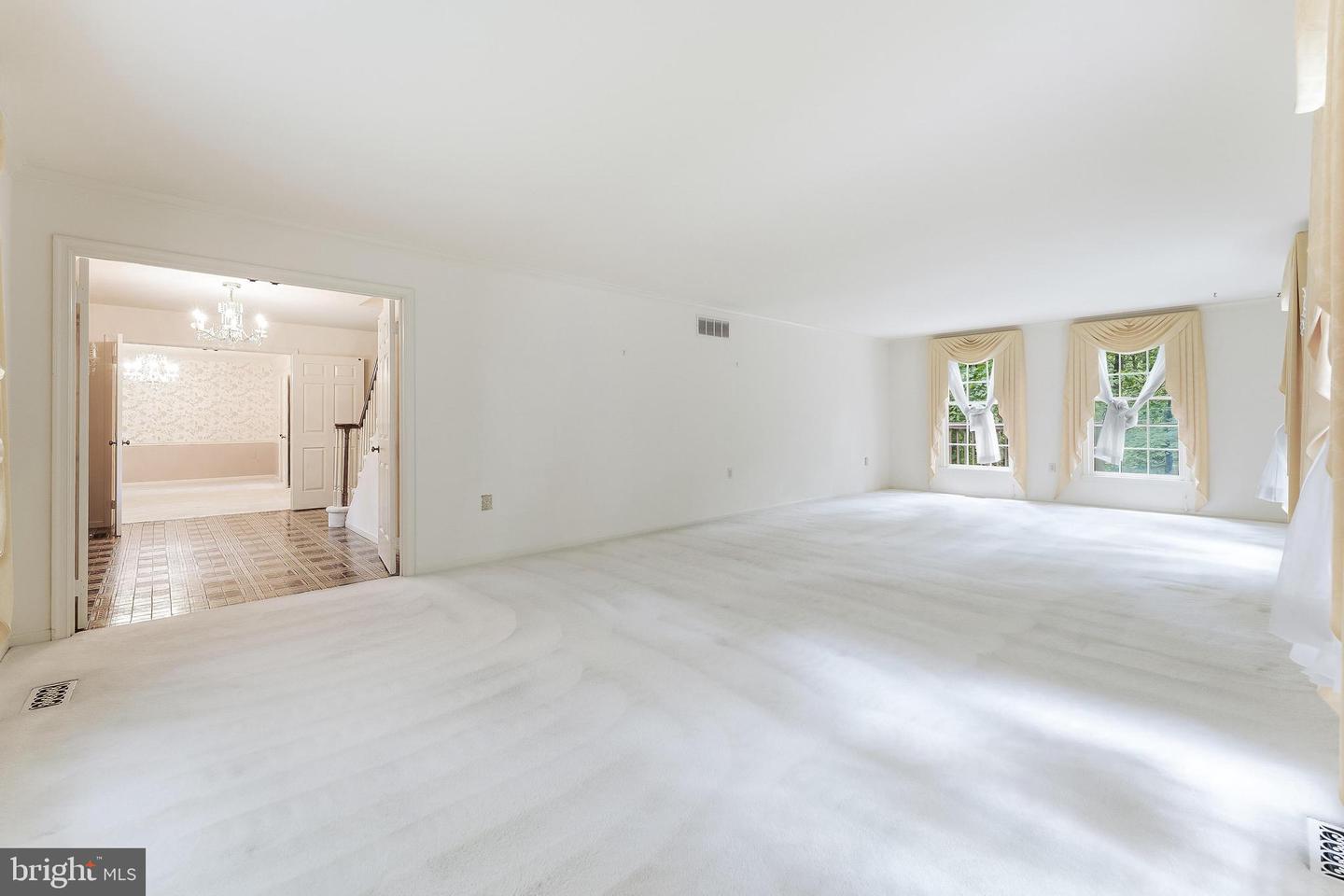 11115 Streamview Ct