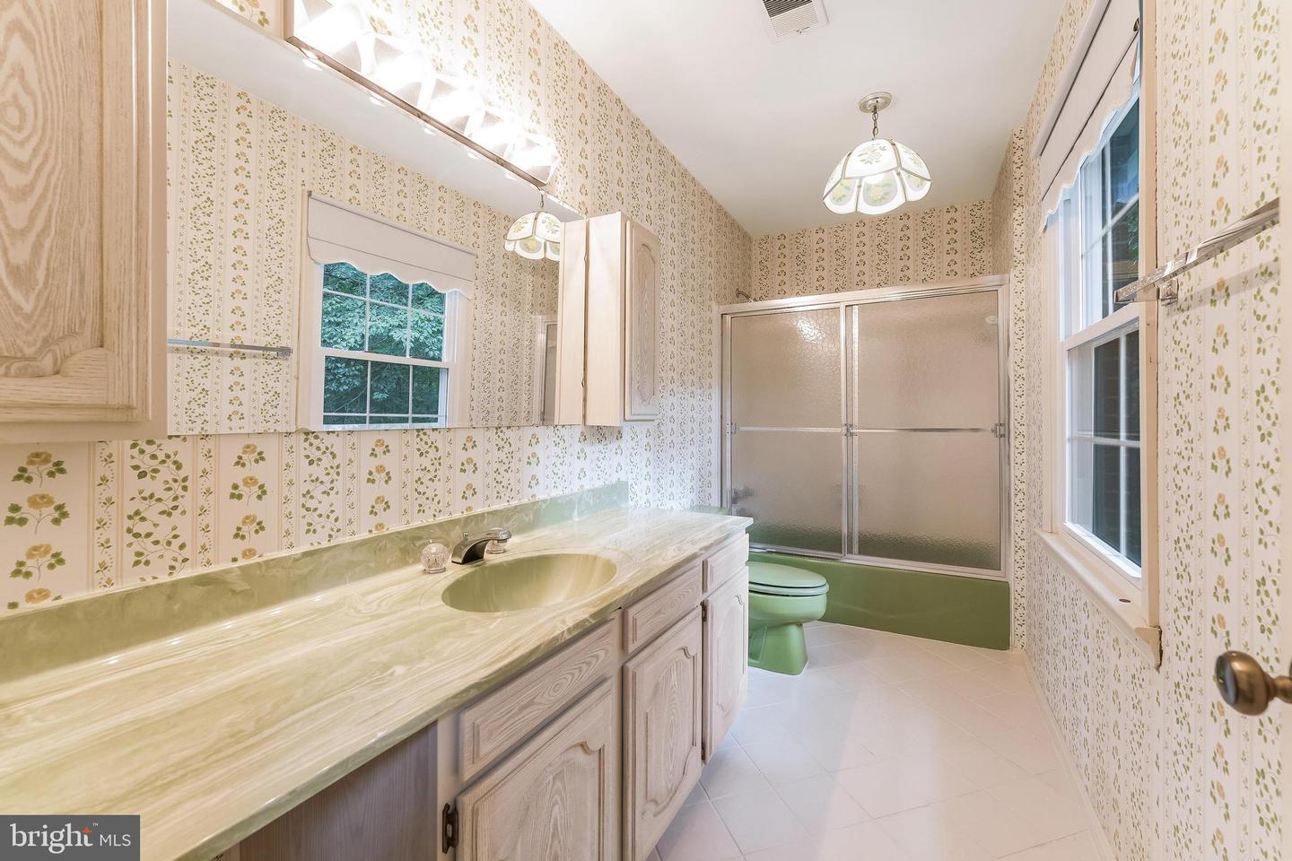 11115 Streamview Ct
