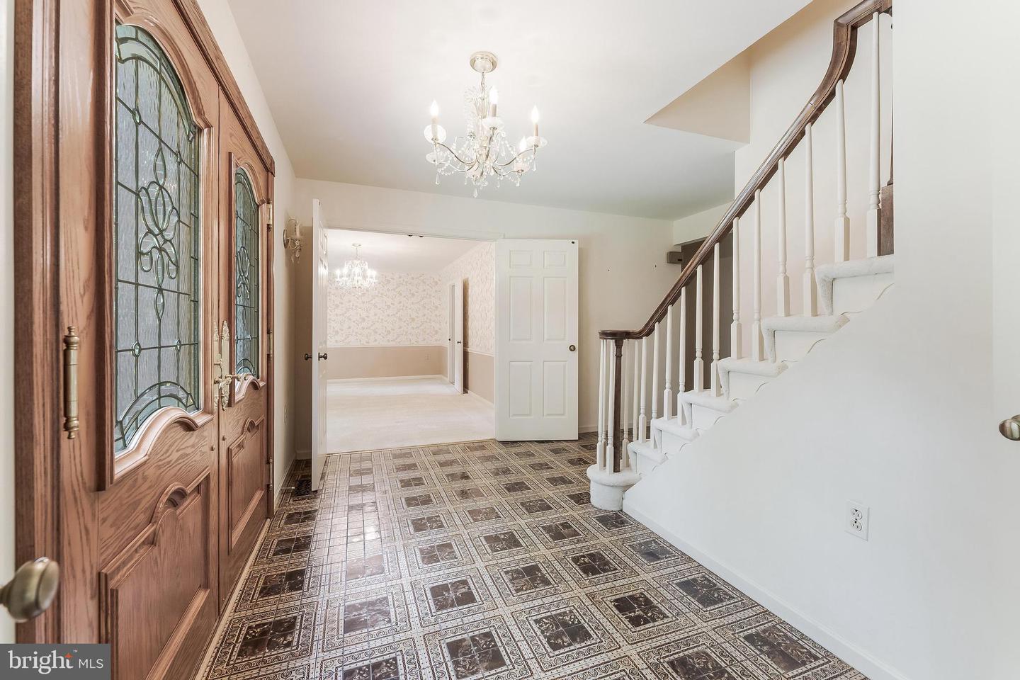 11115 Streamview Ct