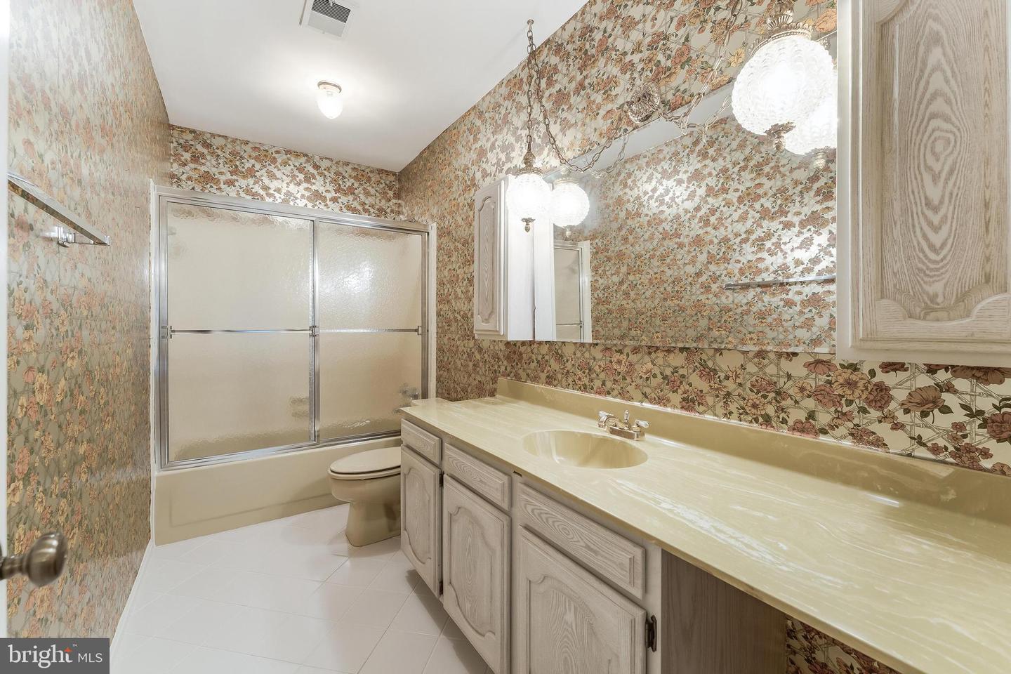 11115 Streamview Ct