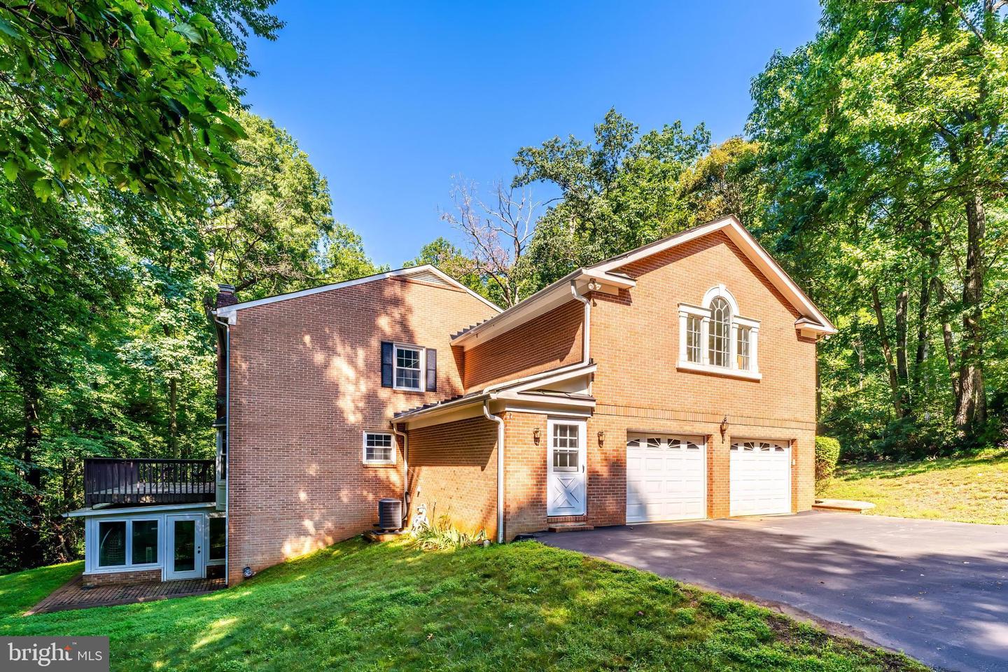 11115 Streamview Ct