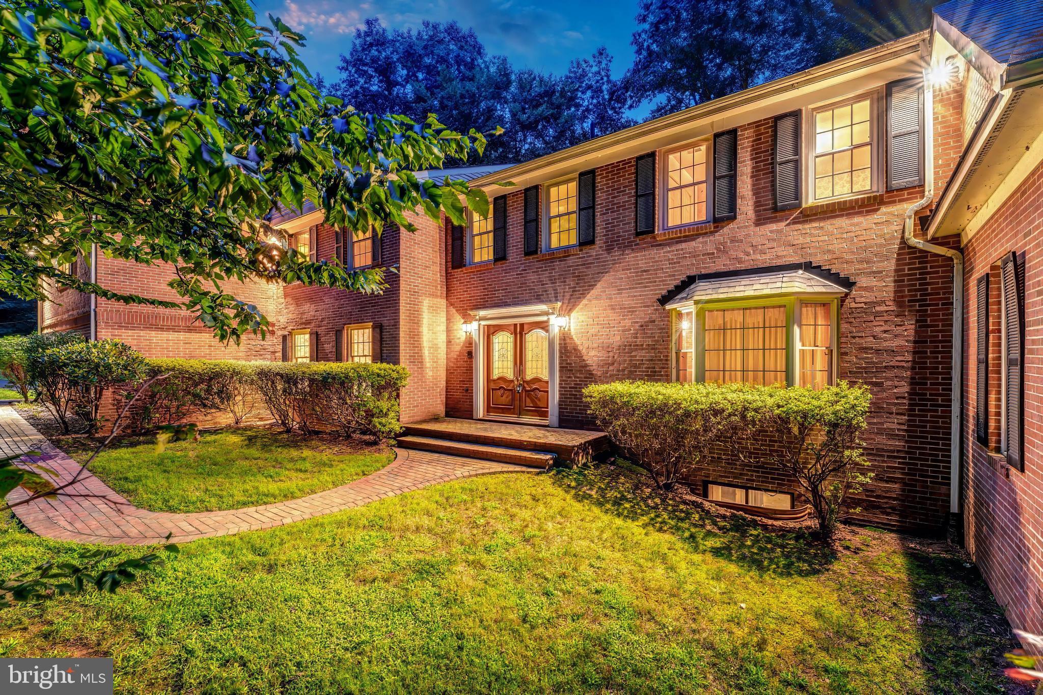 11115 Streamview Ct