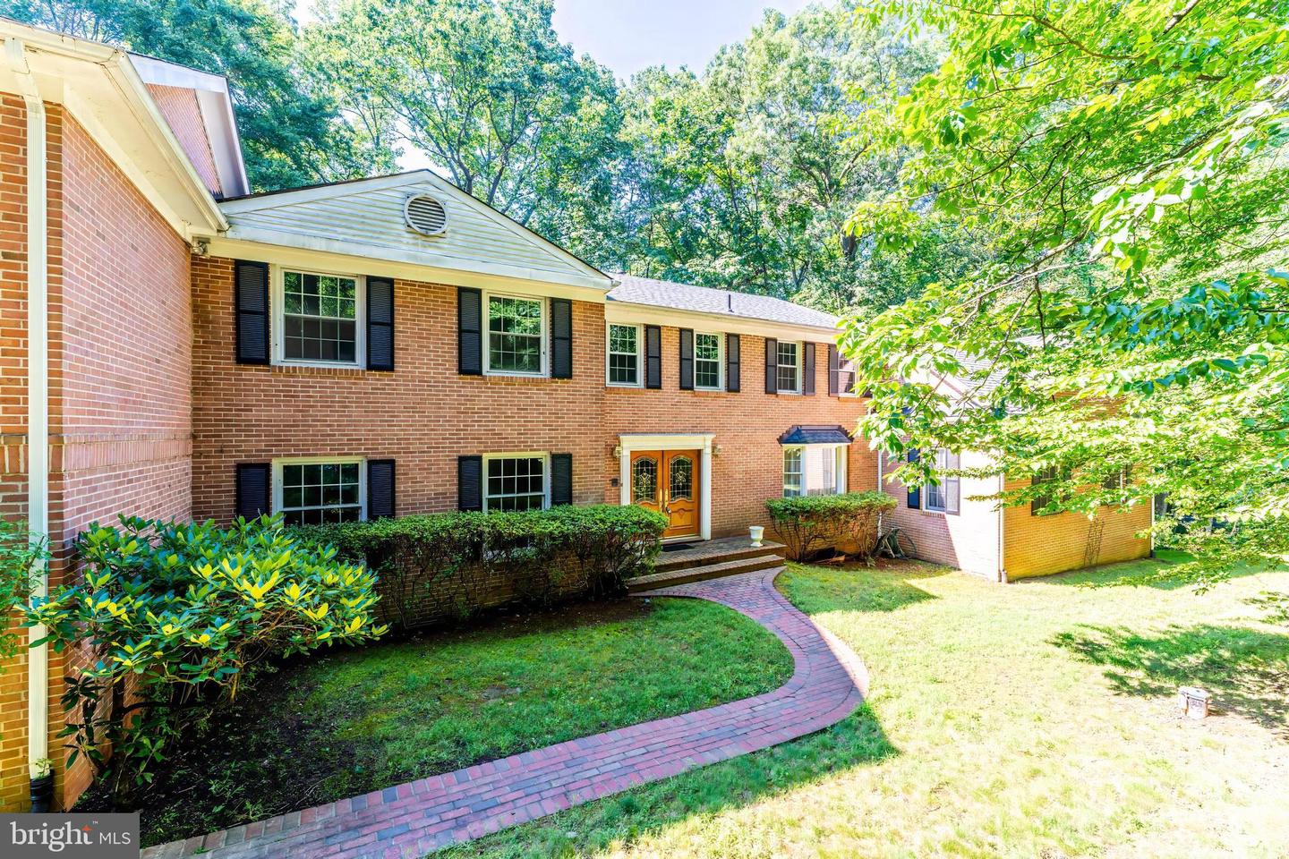 11115 Streamview Ct