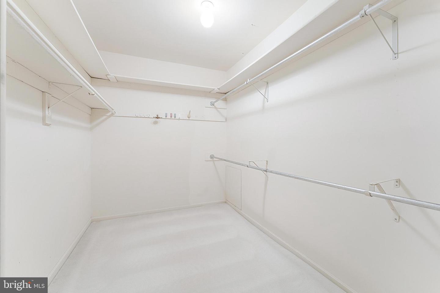 11115 Streamview Ct