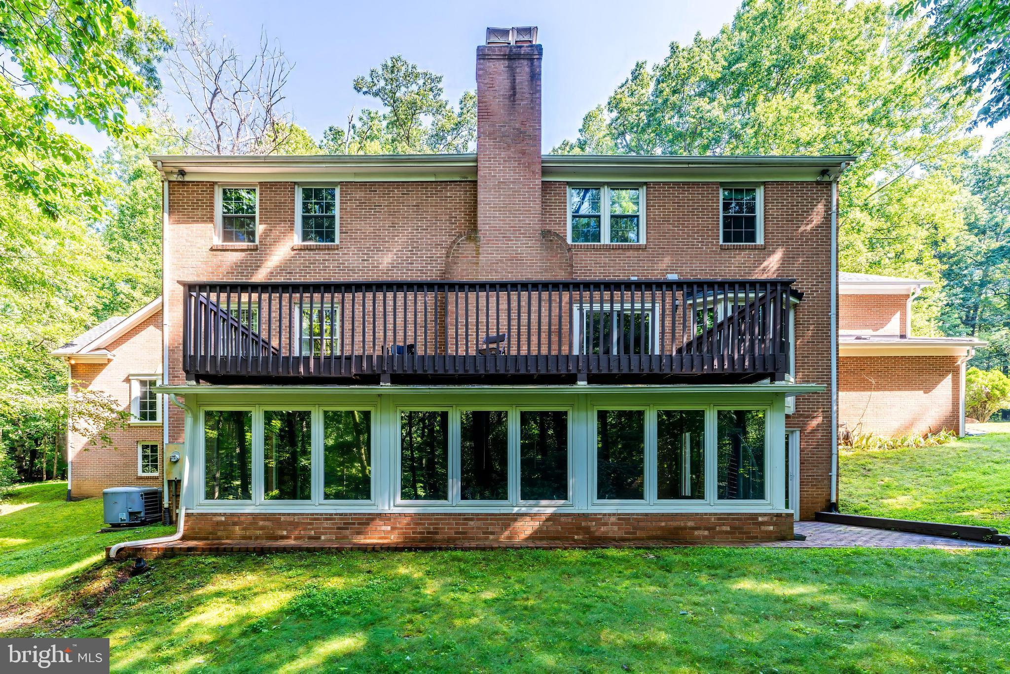 11115 Streamview Ct