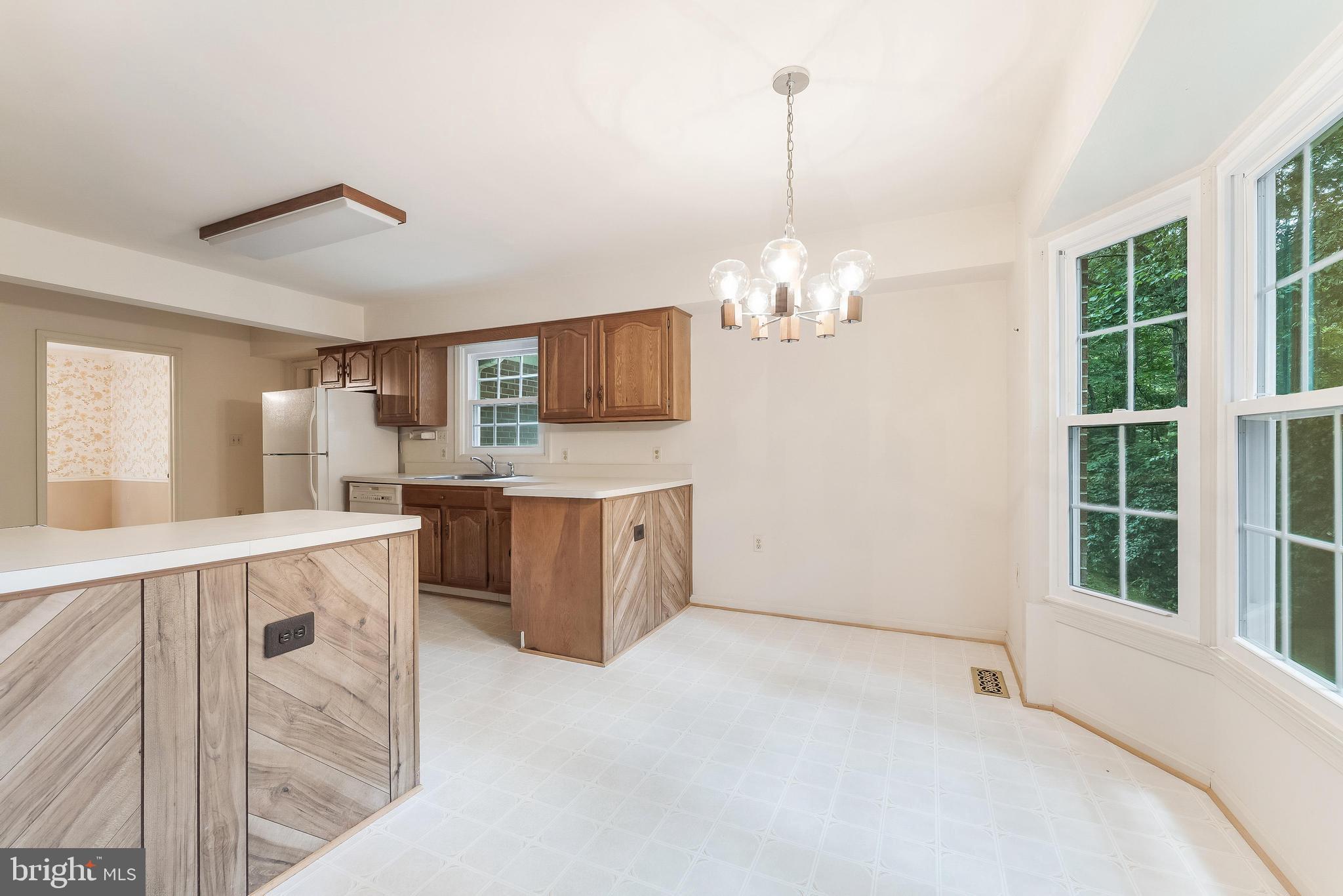 11115 Streamview Ct
