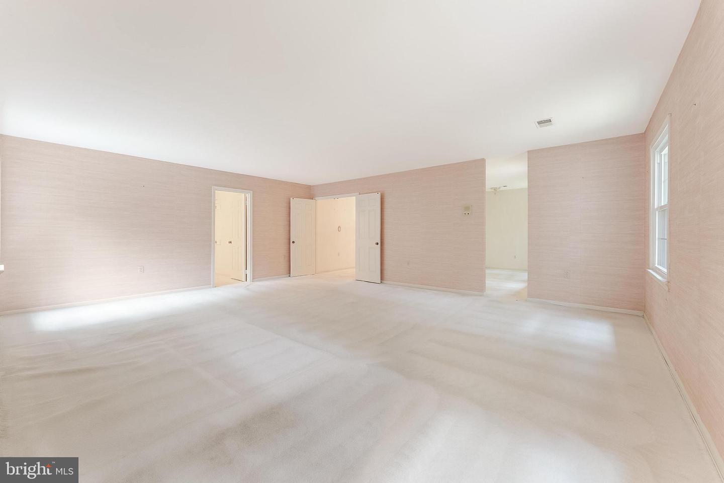 11115 Streamview Ct