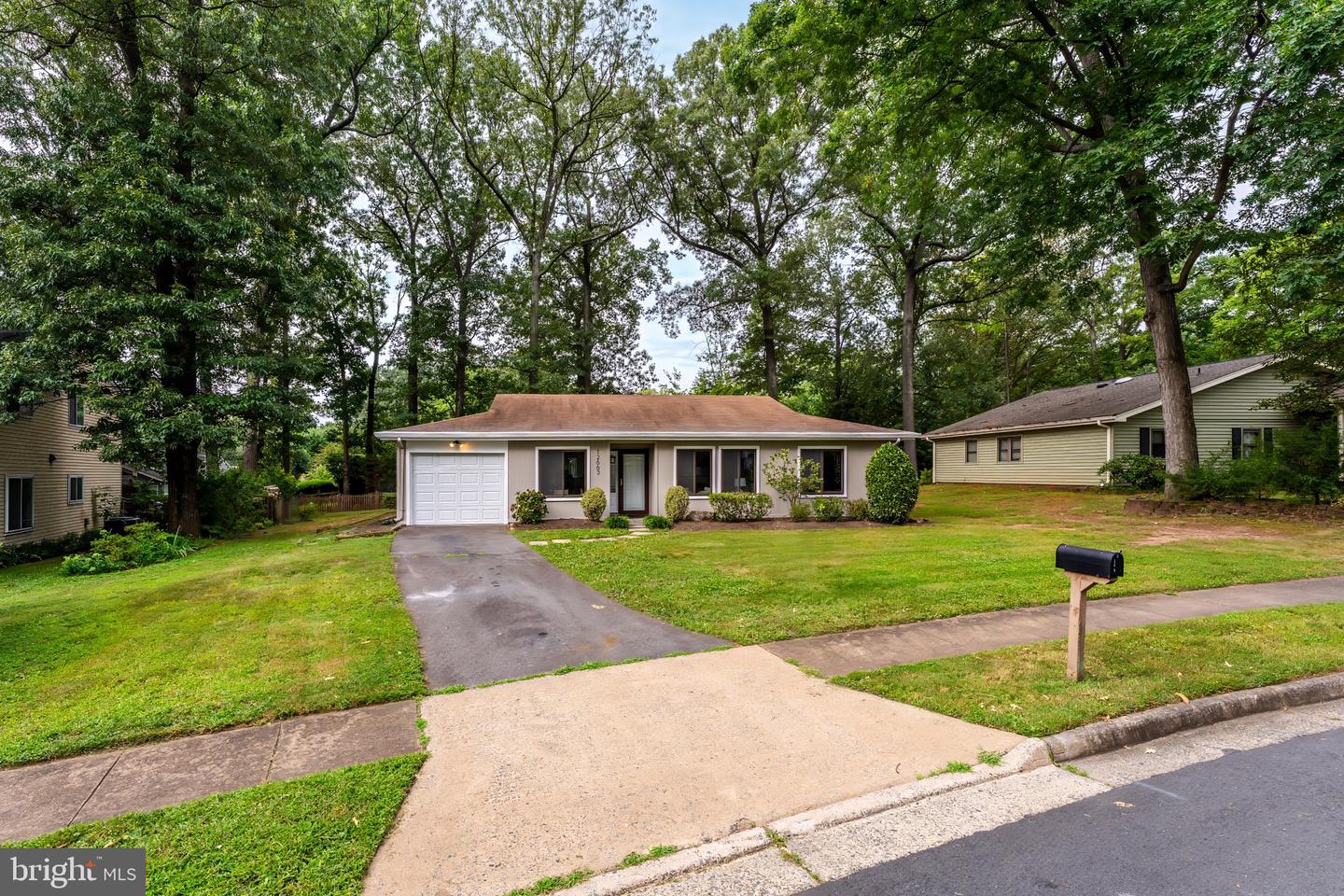 12663 Willow Spring Ct