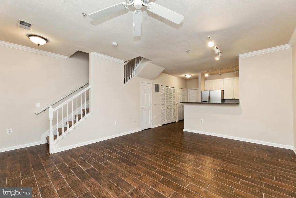 2765 CENTERBORO DRIVE 159
