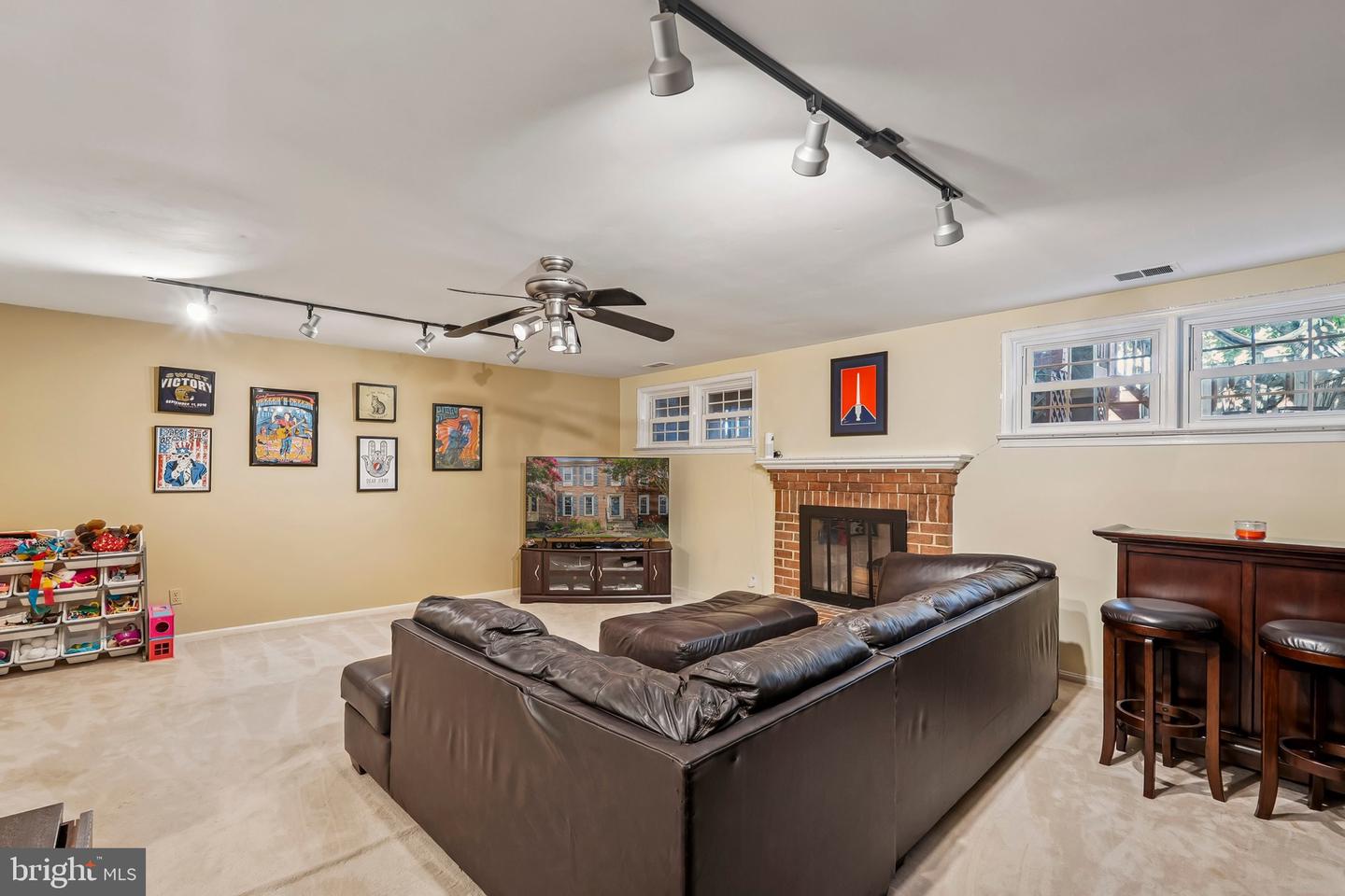 10455 White Granite Ct