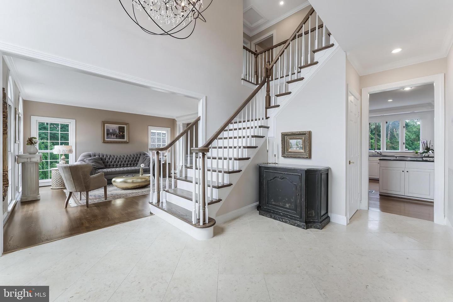10114 Nedra Dr