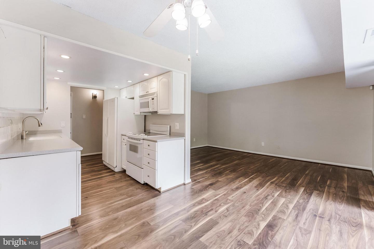 11657 STONEVIEW SQ #97/11C