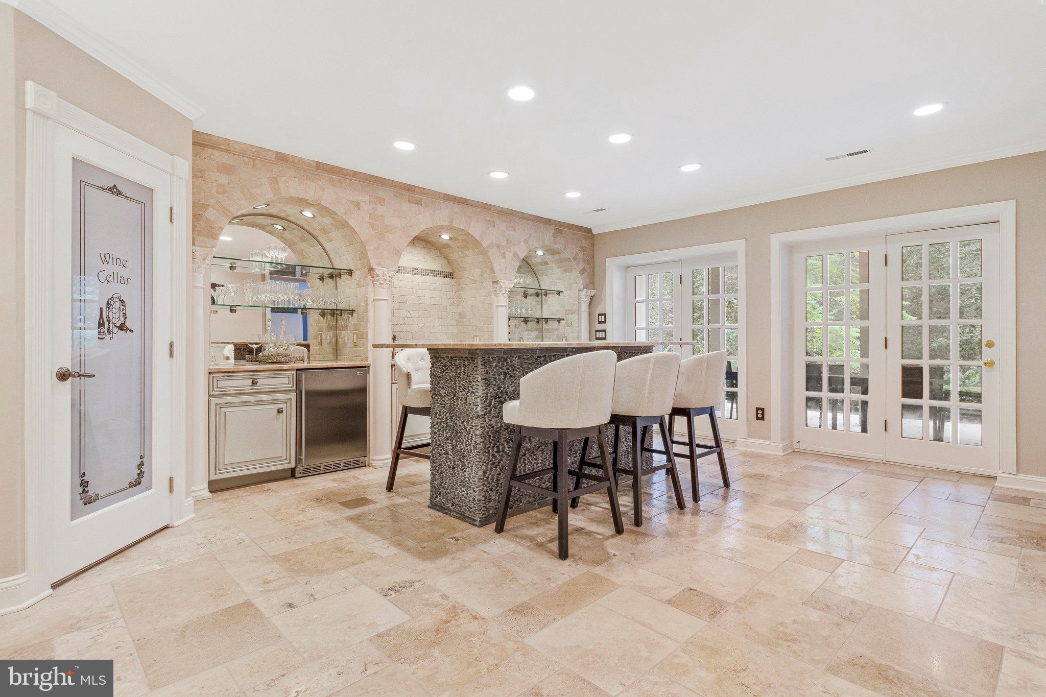 10112 HIGH HILL COURT