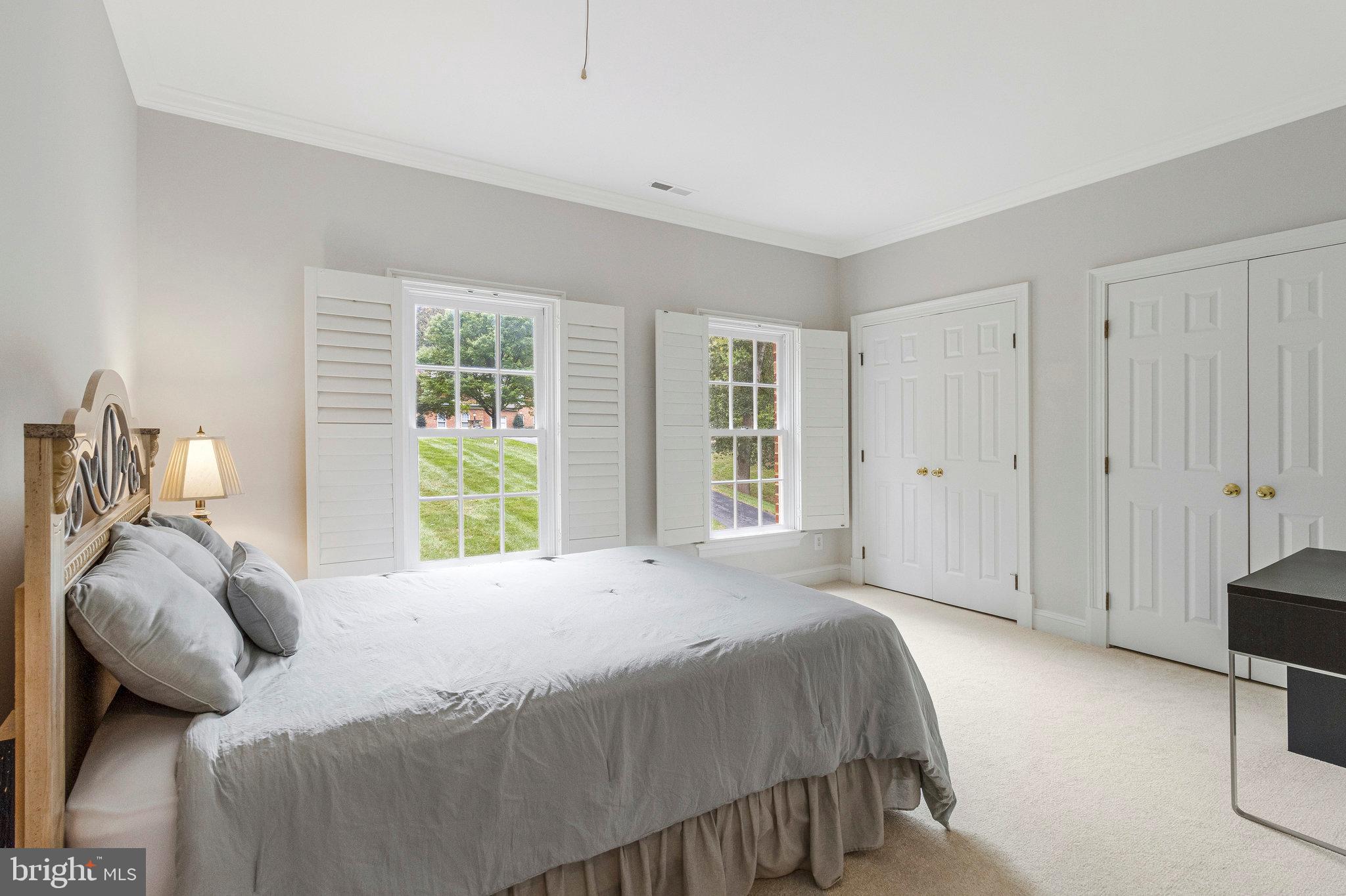 10112 HIGH HILL COURT