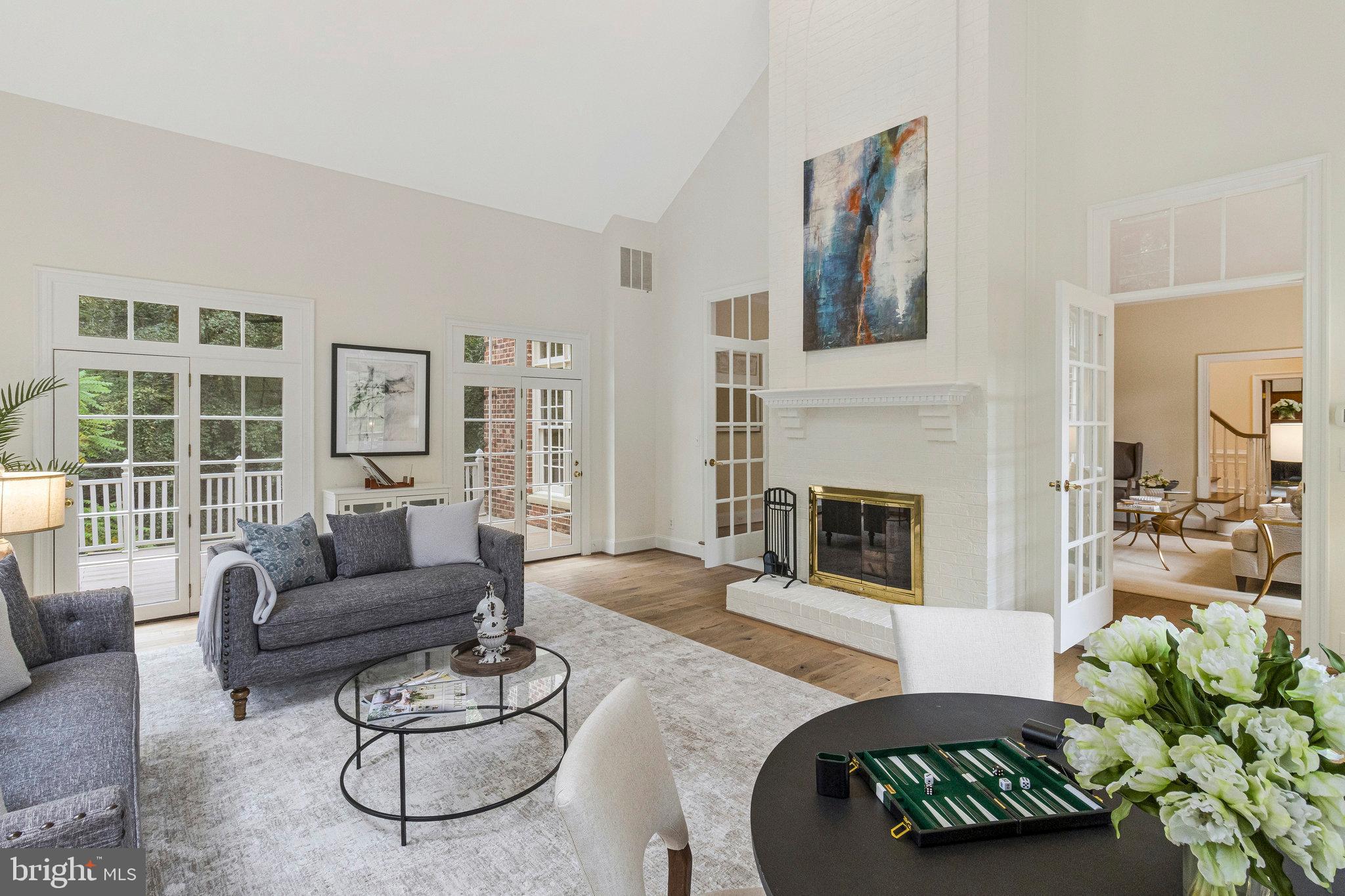 10112 HIGH HILL COURT