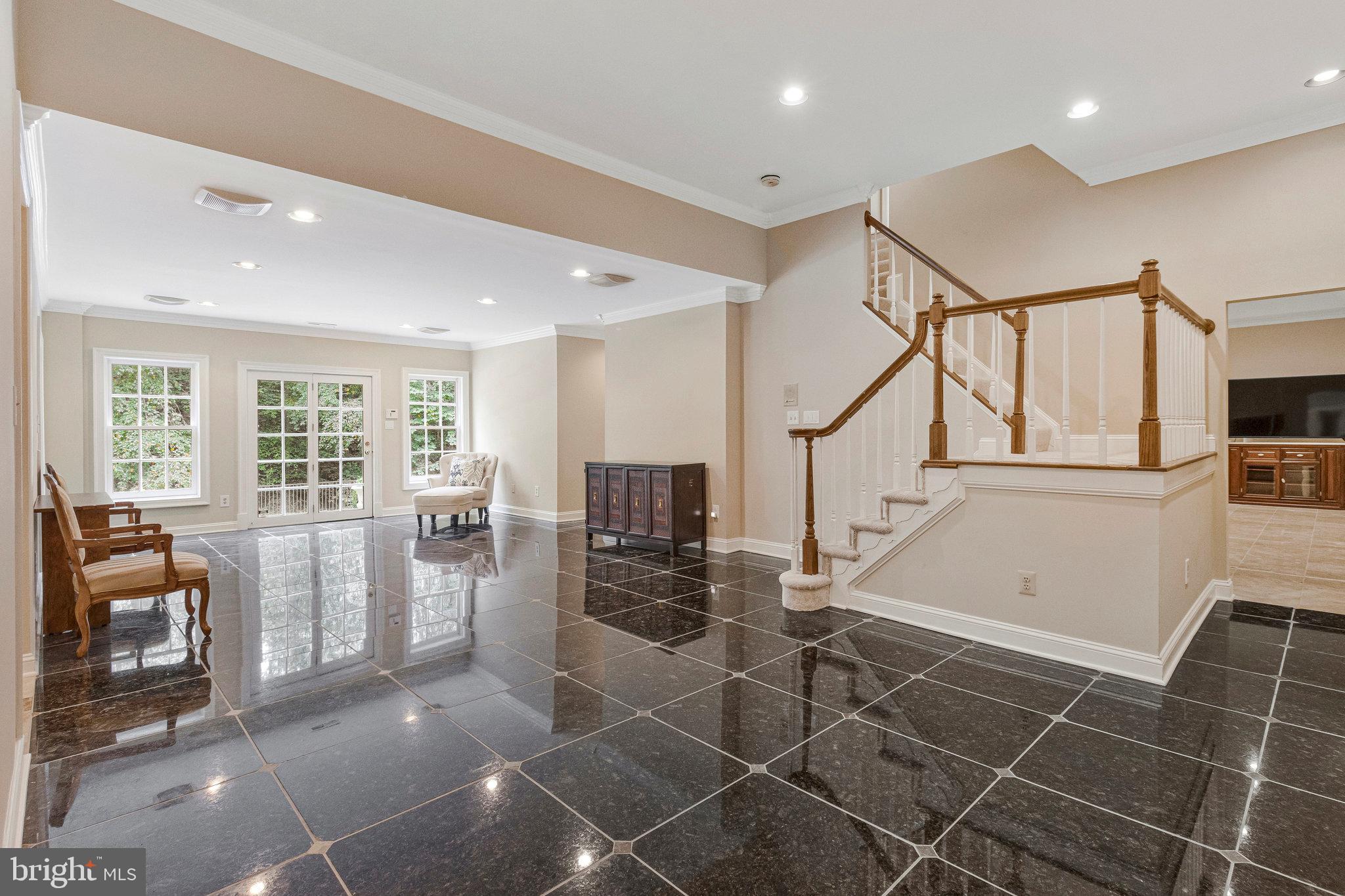 10112 HIGH HILL COURT