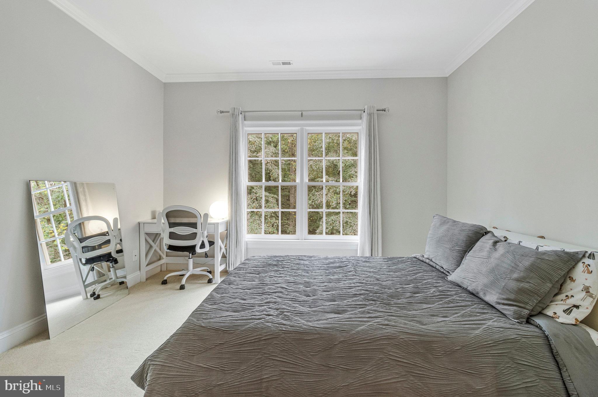 10112 HIGH HILL COURT