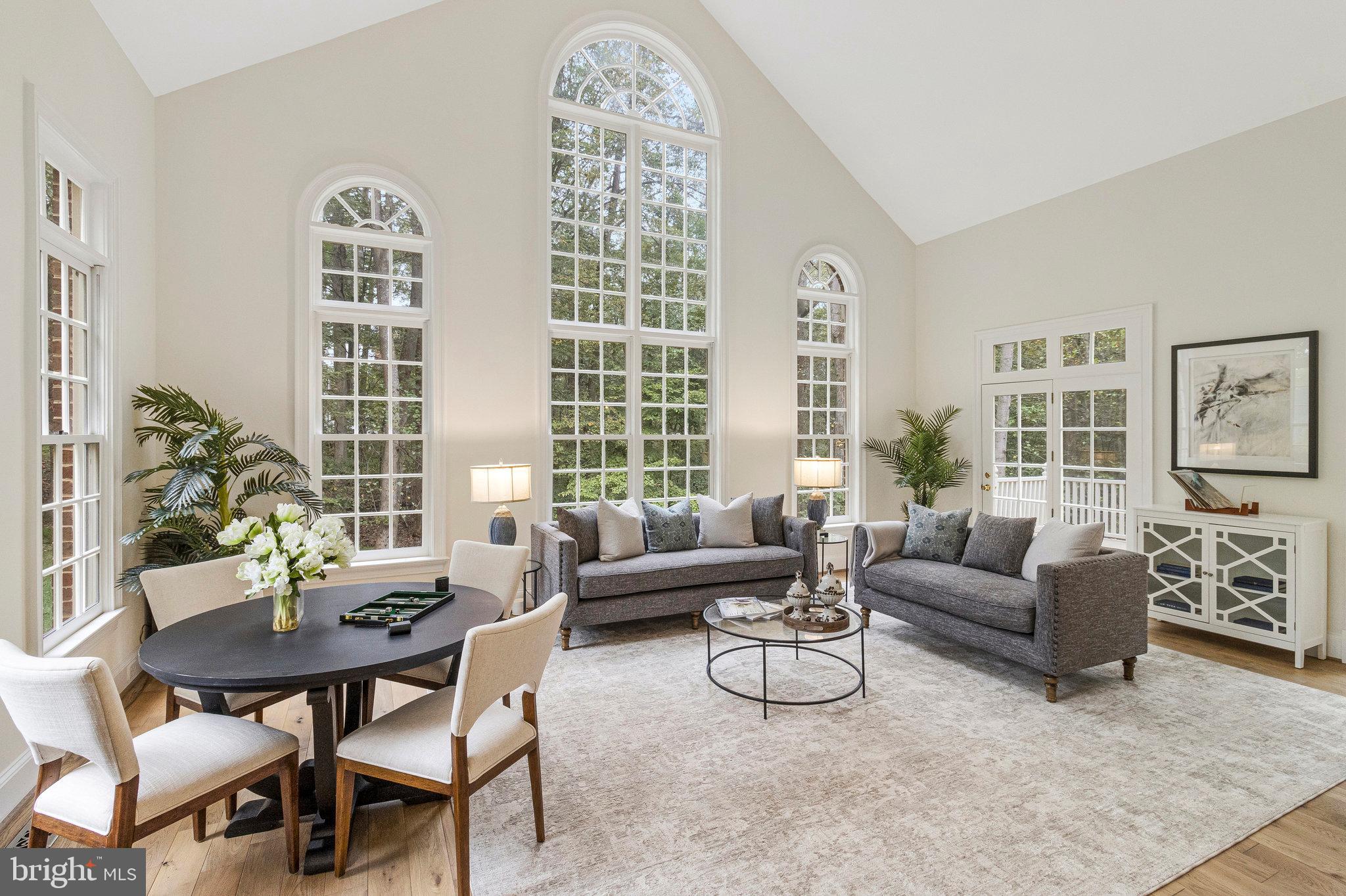 10112 HIGH HILL COURT