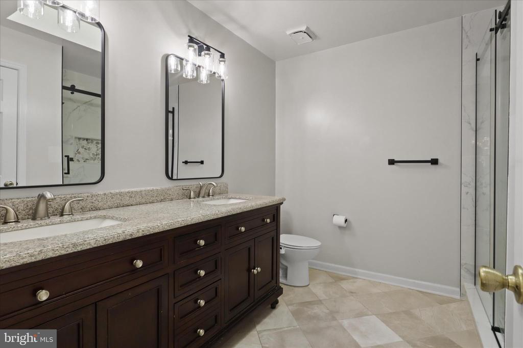 8601 RAGLAN ROAD