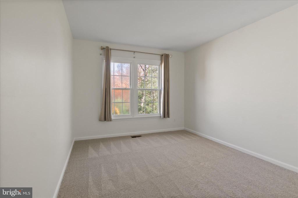 8601 RAGLAN ROAD