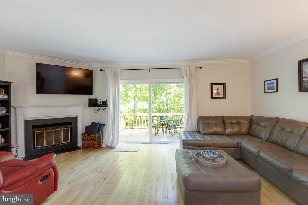 8601 RAGLAN ROAD