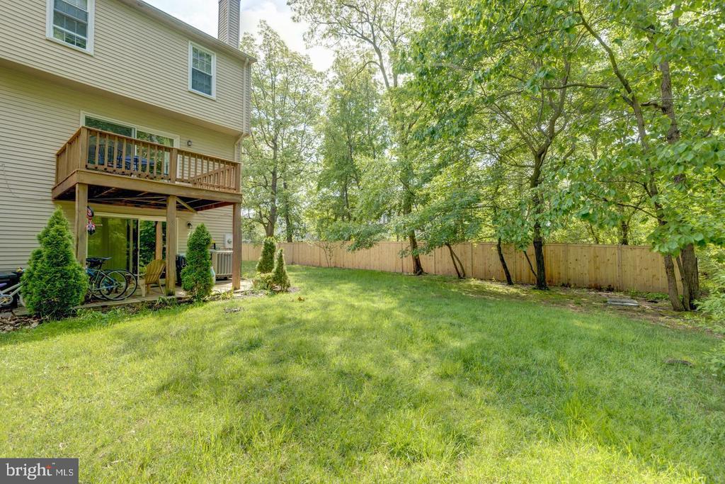 8601 RAGLAN ROAD