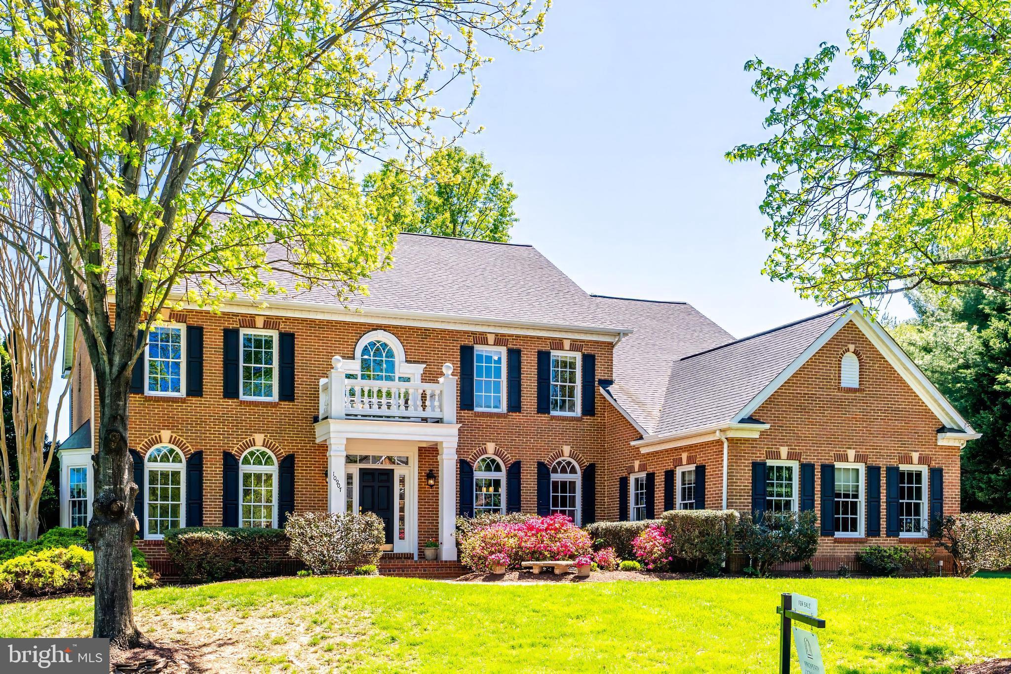 10907 GREAT POINT COURT