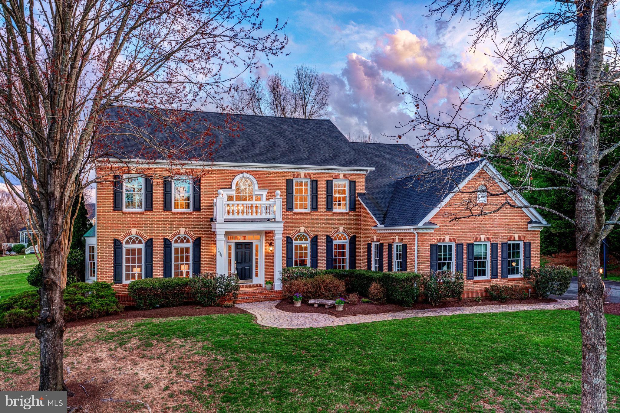 10907 GREAT POINT COURT