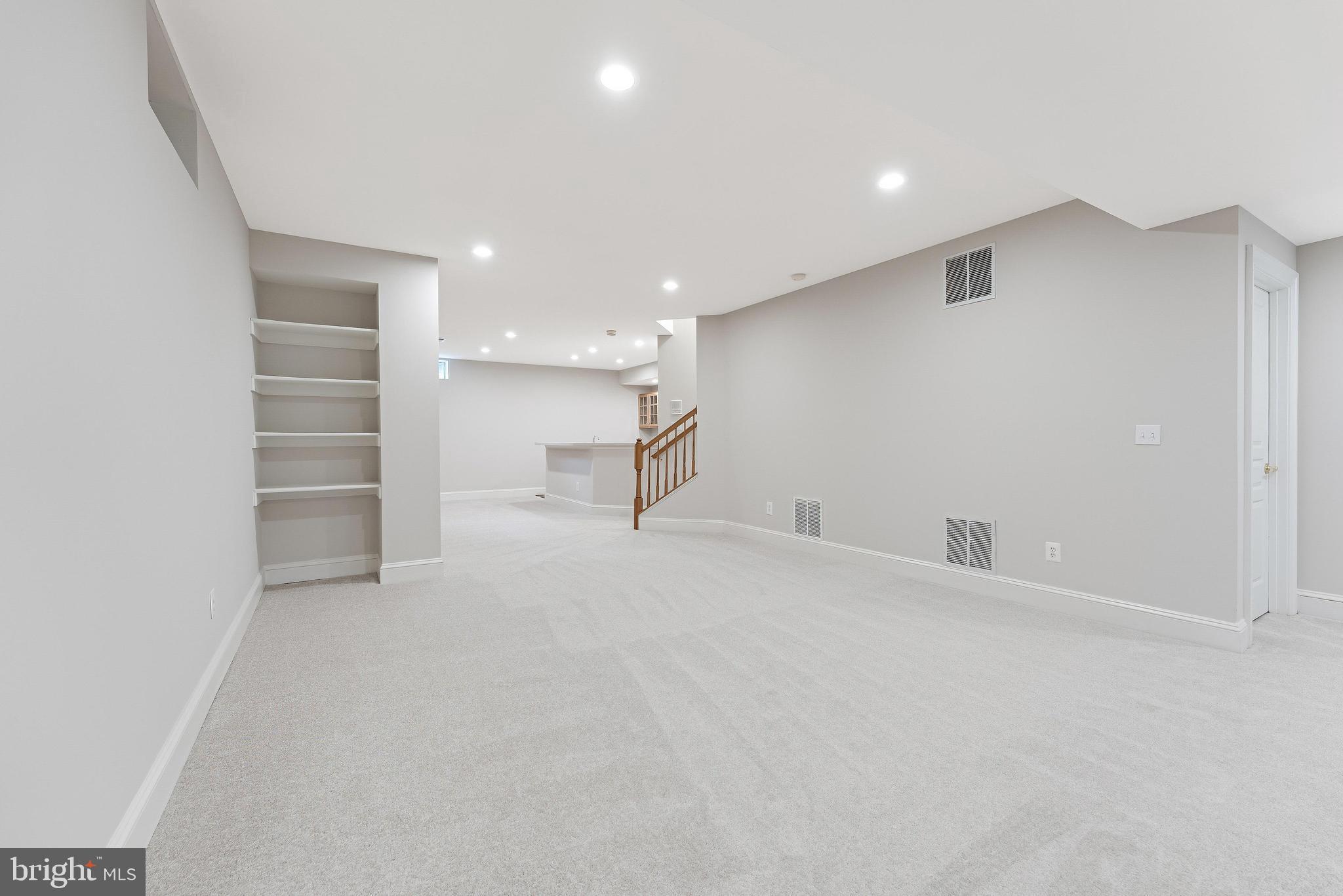 10907 GREAT POINT COURT