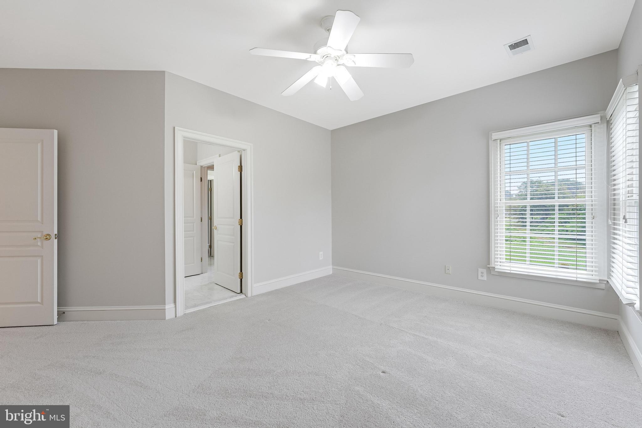 10907 GREAT POINT COURT