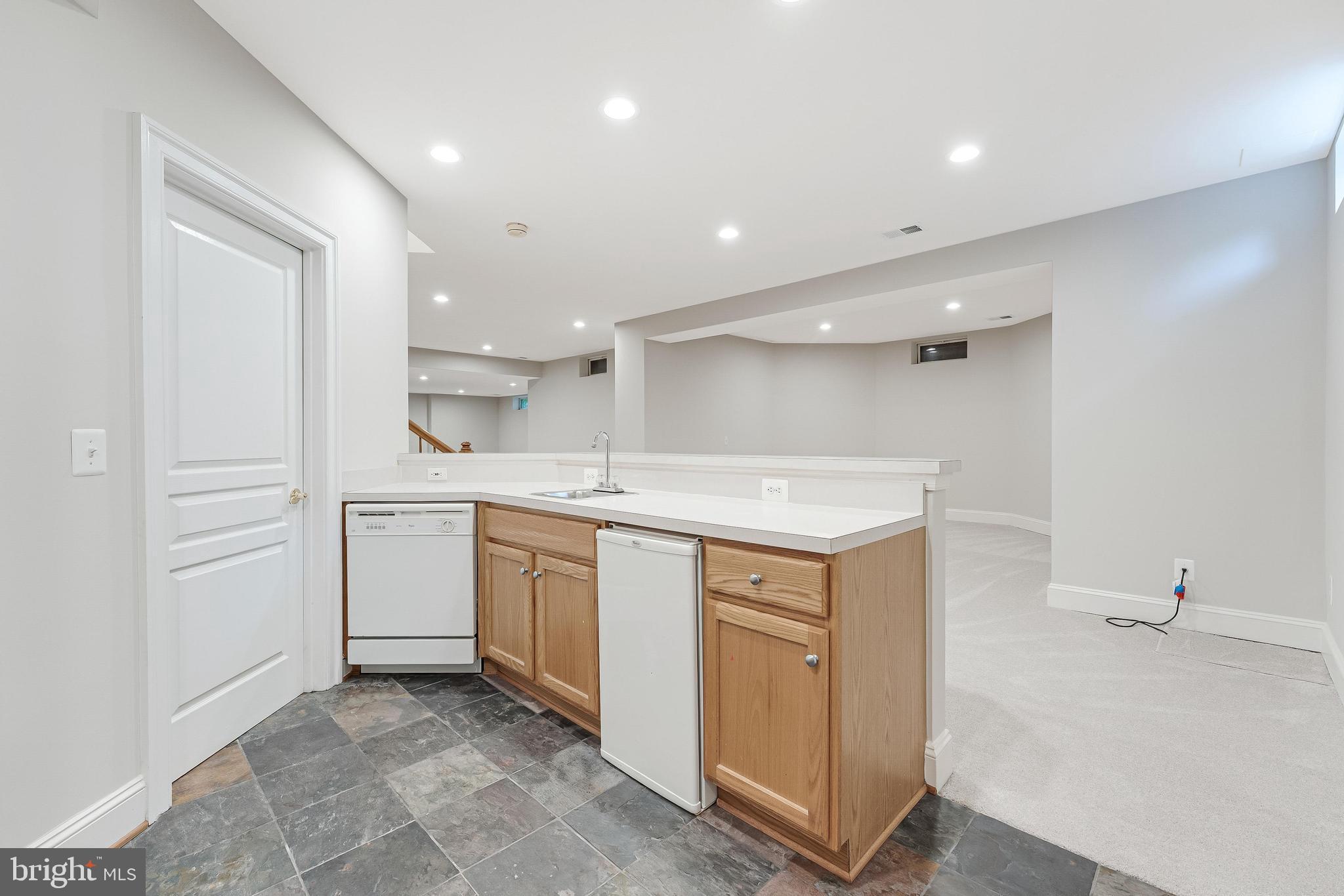 10907 GREAT POINT COURT