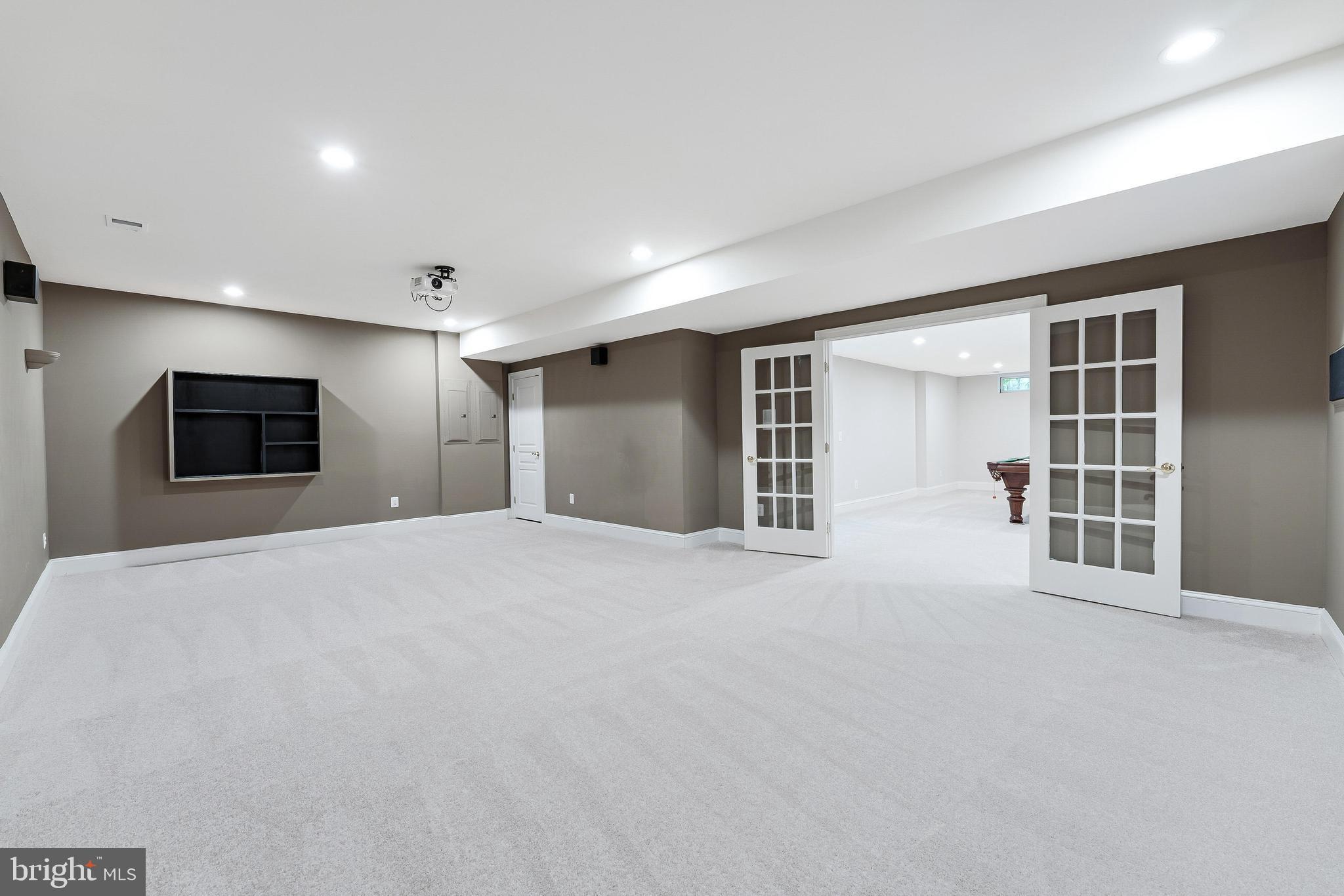 10907 GREAT POINT COURT