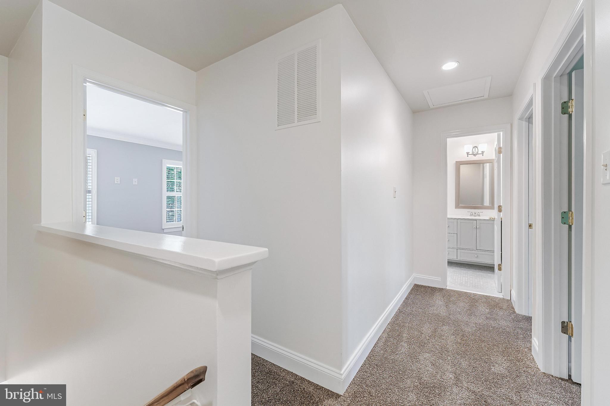 2022 HEADLANDS CIRCLE