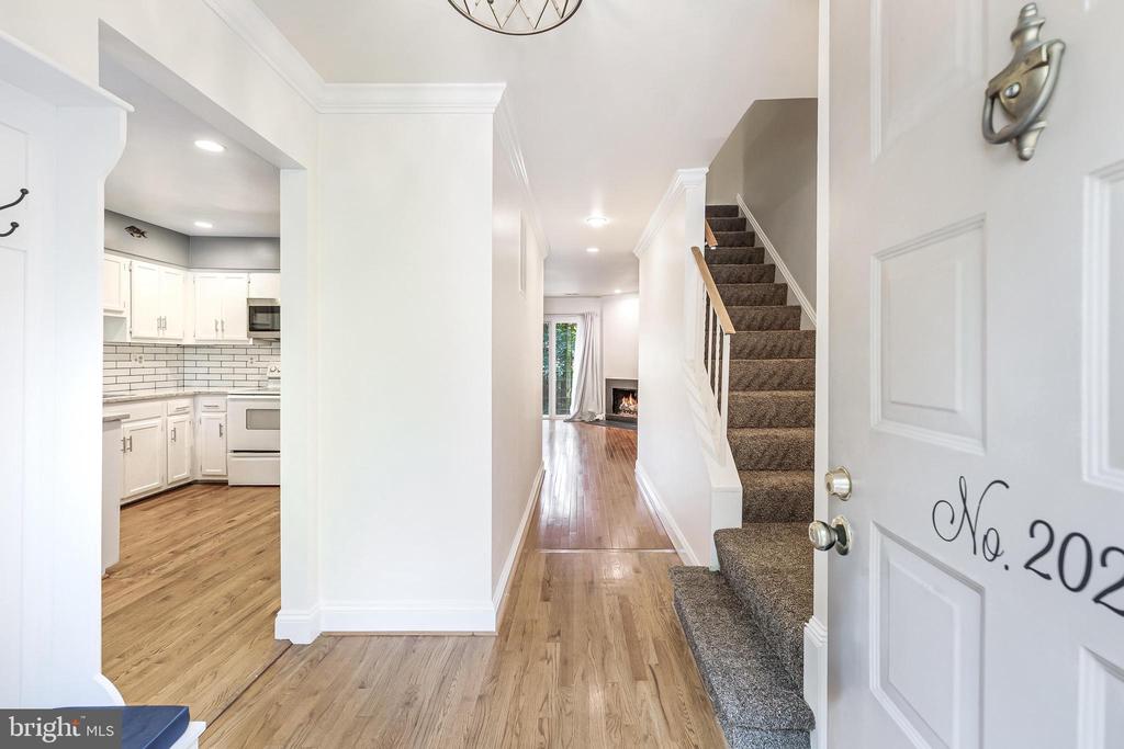 2022 HEADLANDS CIRCLE