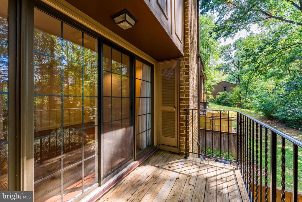 2022 HEADLANDS CIRCLE