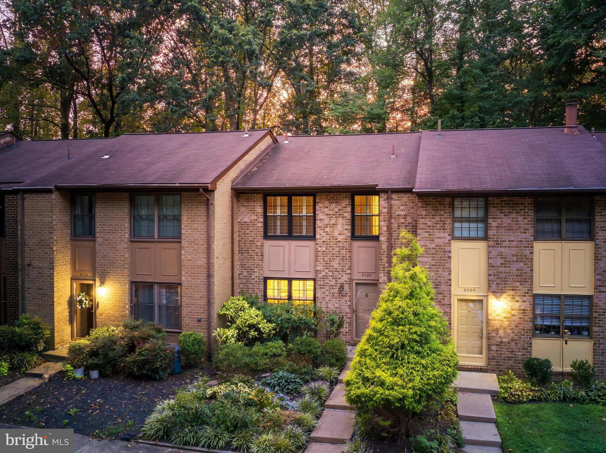 2022 HEADLANDS CIRCLE