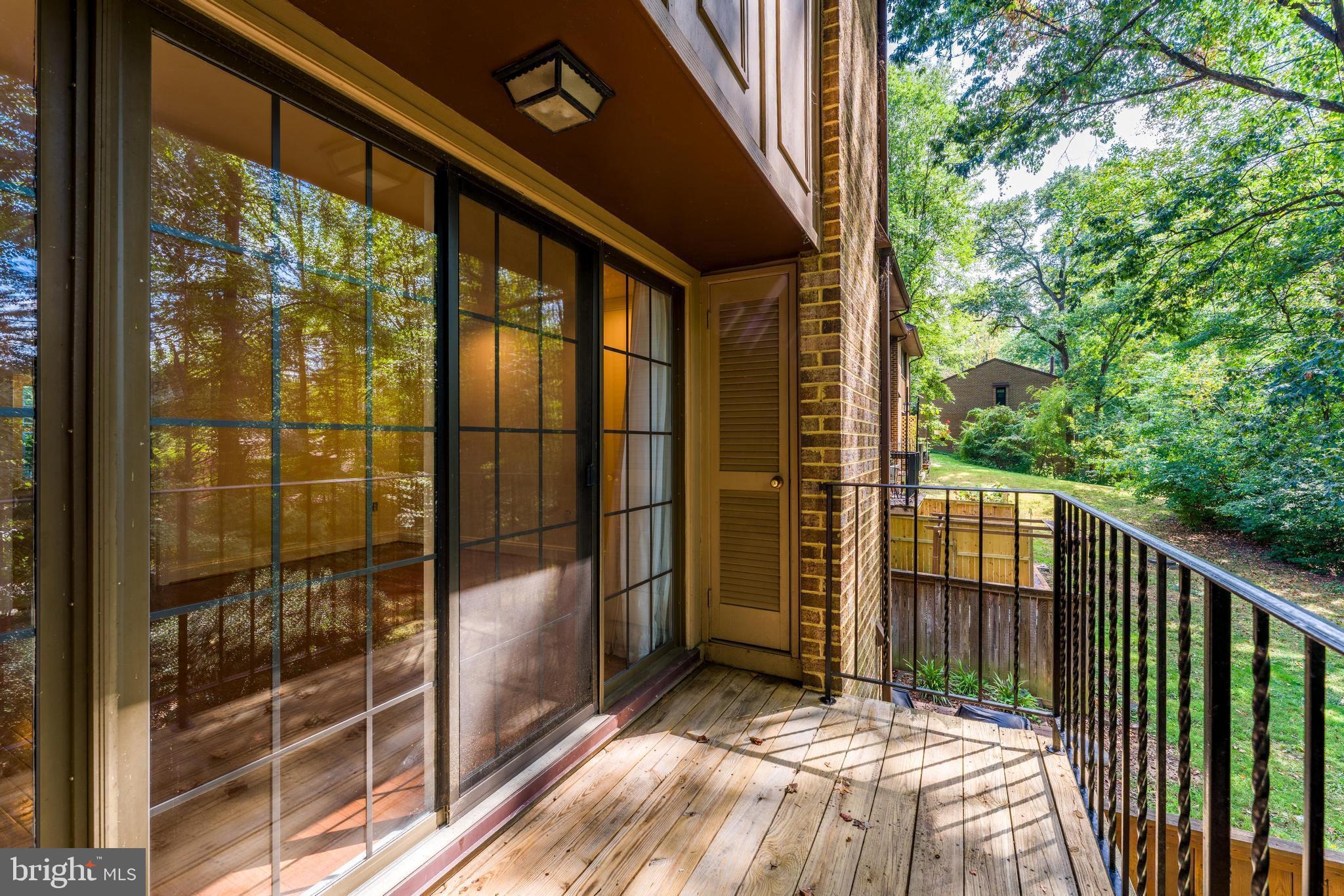 2022 HEADLANDS CIRCLE