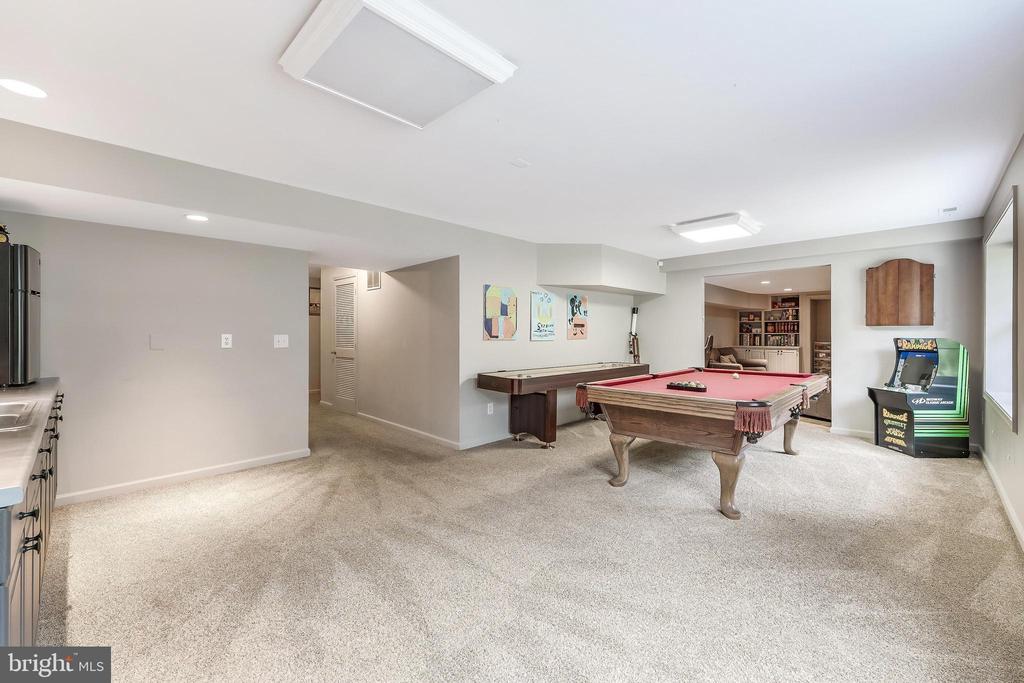 1179 RESTON AVENUE