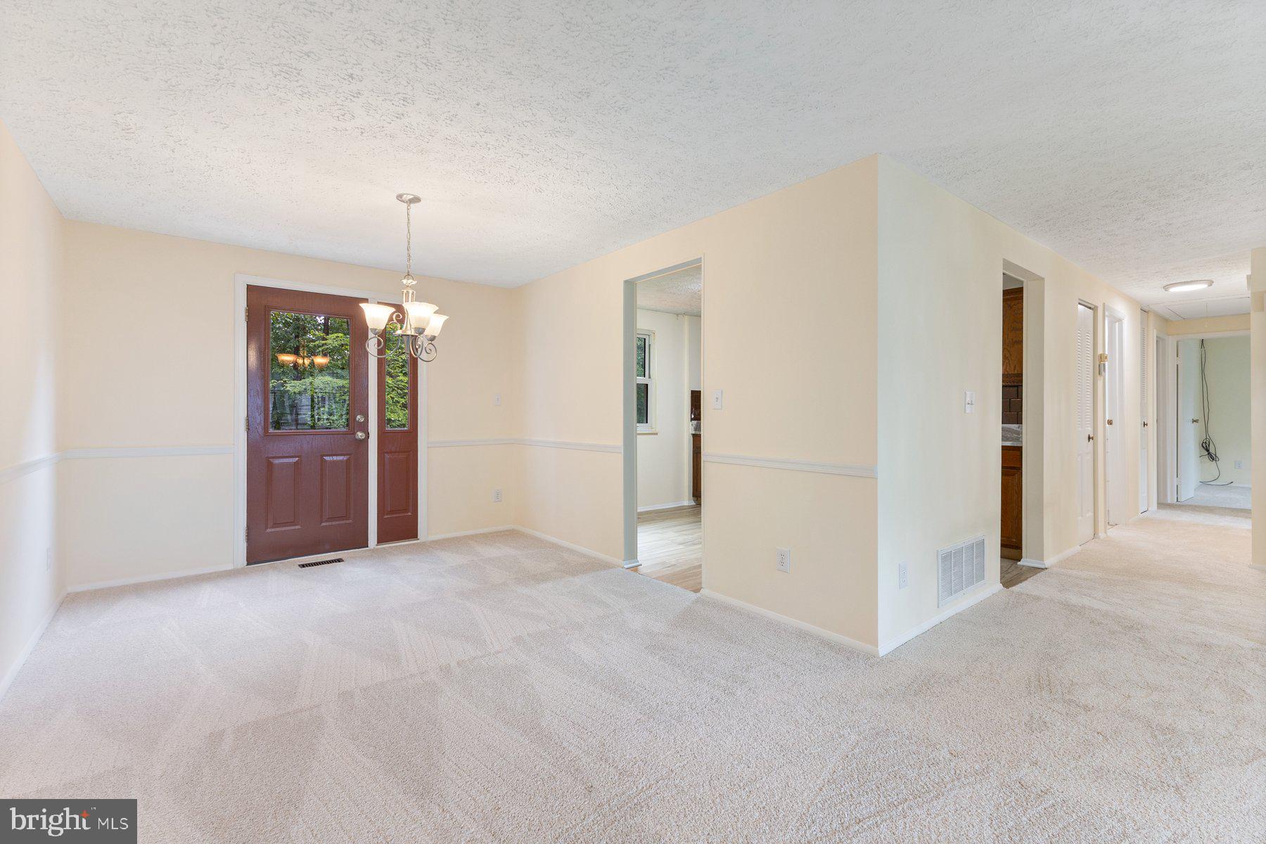 8011 TREASURE TREE COURT