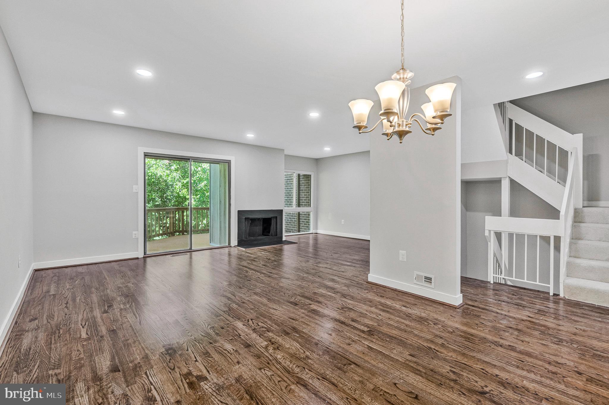 2037 WETHERSFIELD COURT