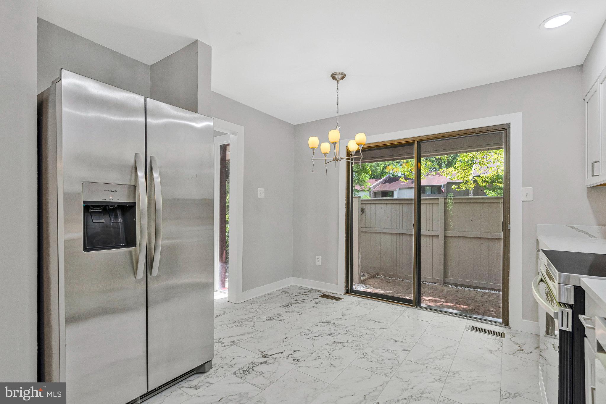 2037 WETHERSFIELD COURT