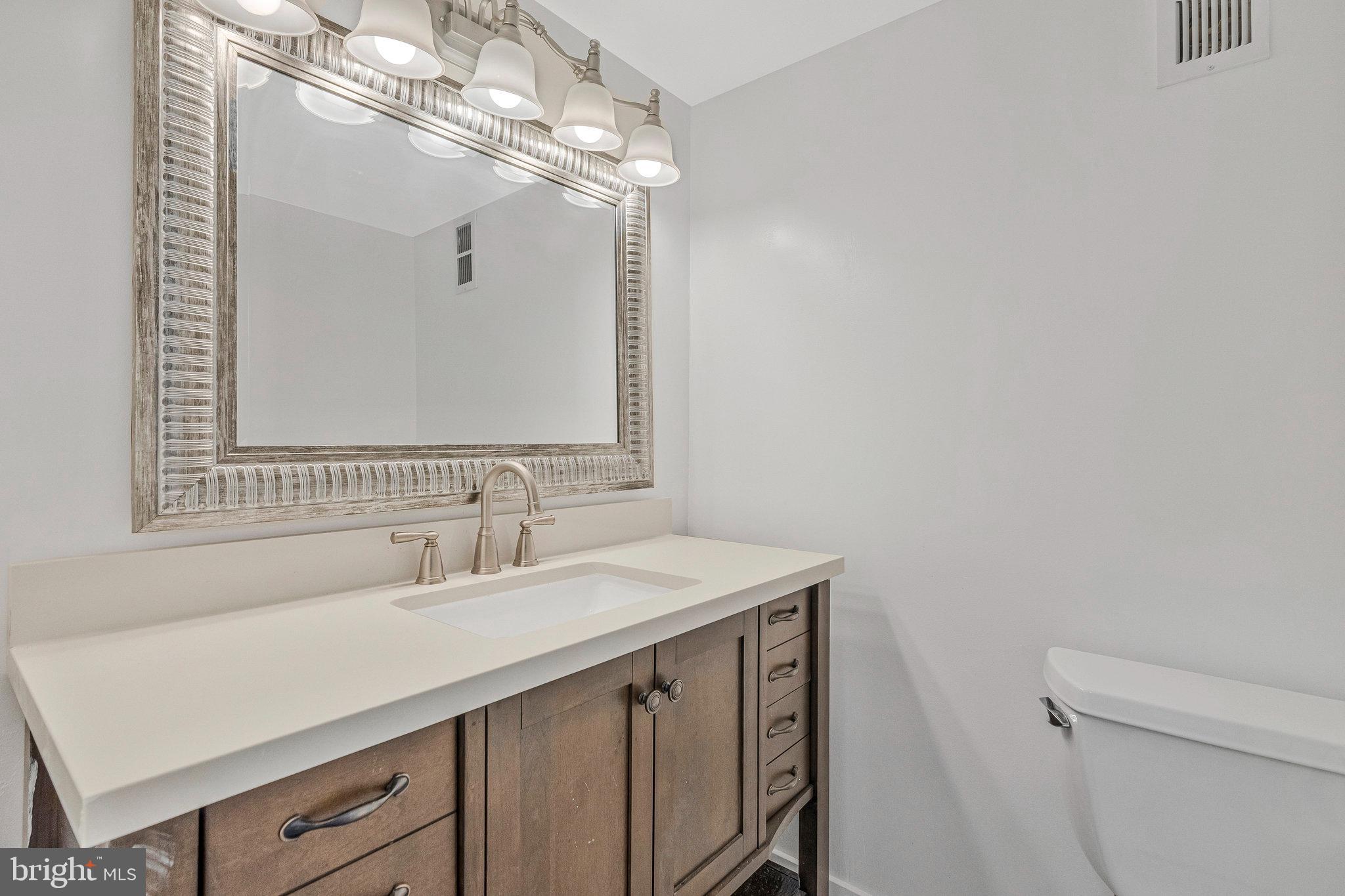 2037 WETHERSFIELD COURT