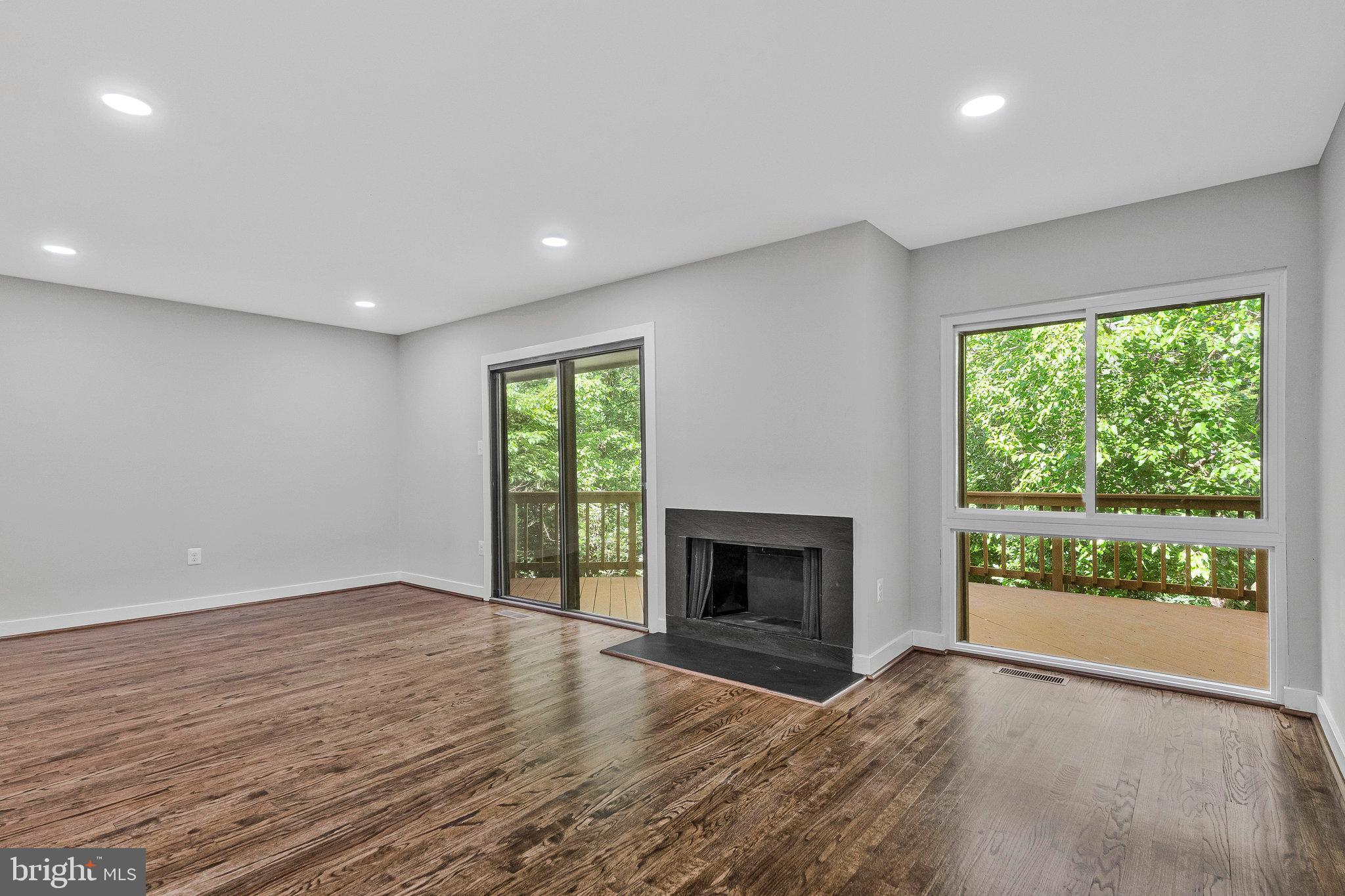 2037 WETHERSFIELD COURT