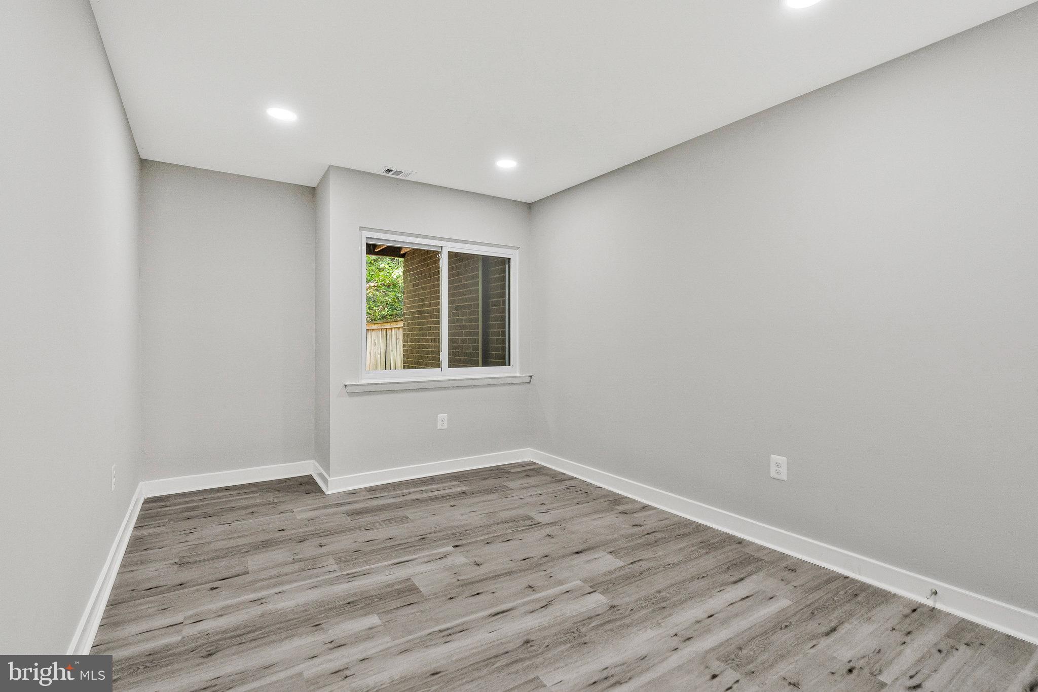 2037 WETHERSFIELD COURT